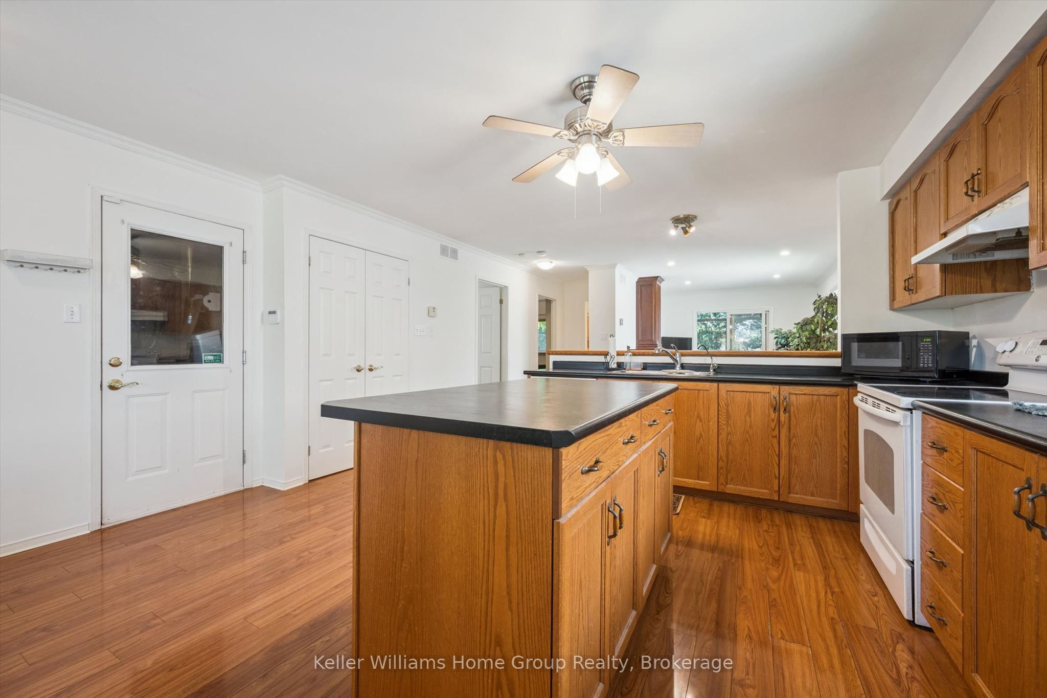28 Peglar Crescent Property Photo 8