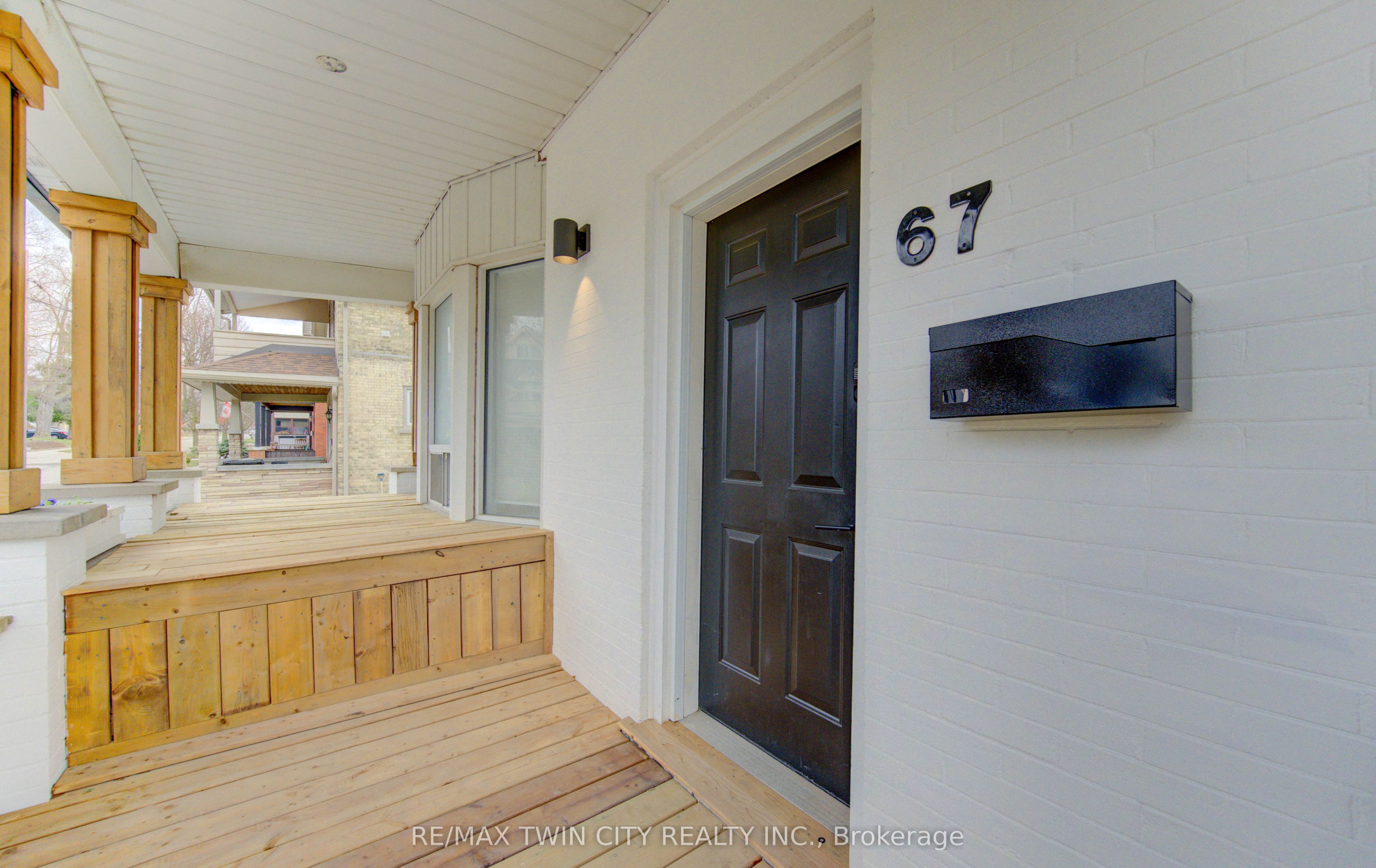 67 Louisa Street Property Photo 3