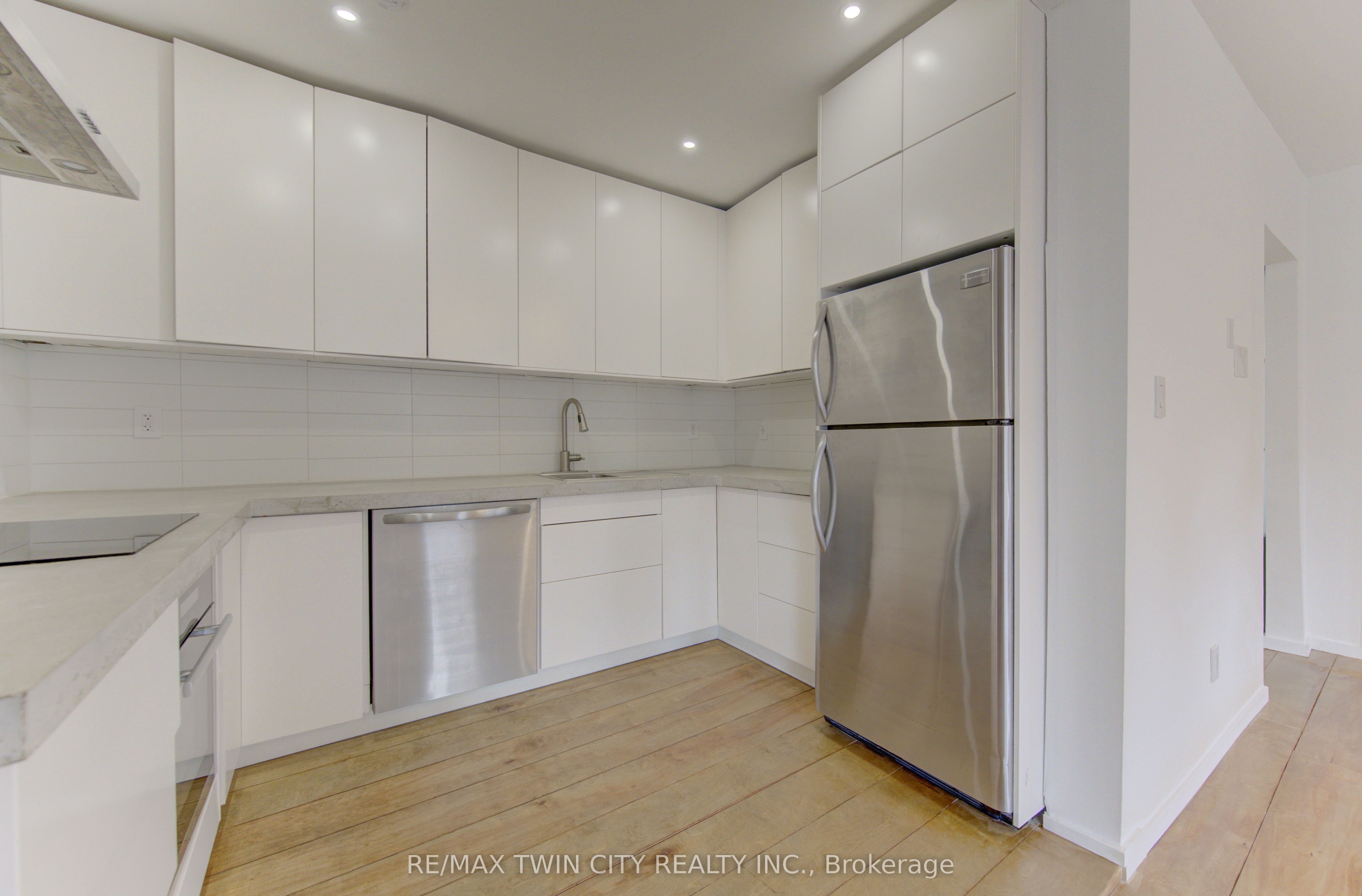 67 Louisa Street Property Photo 17