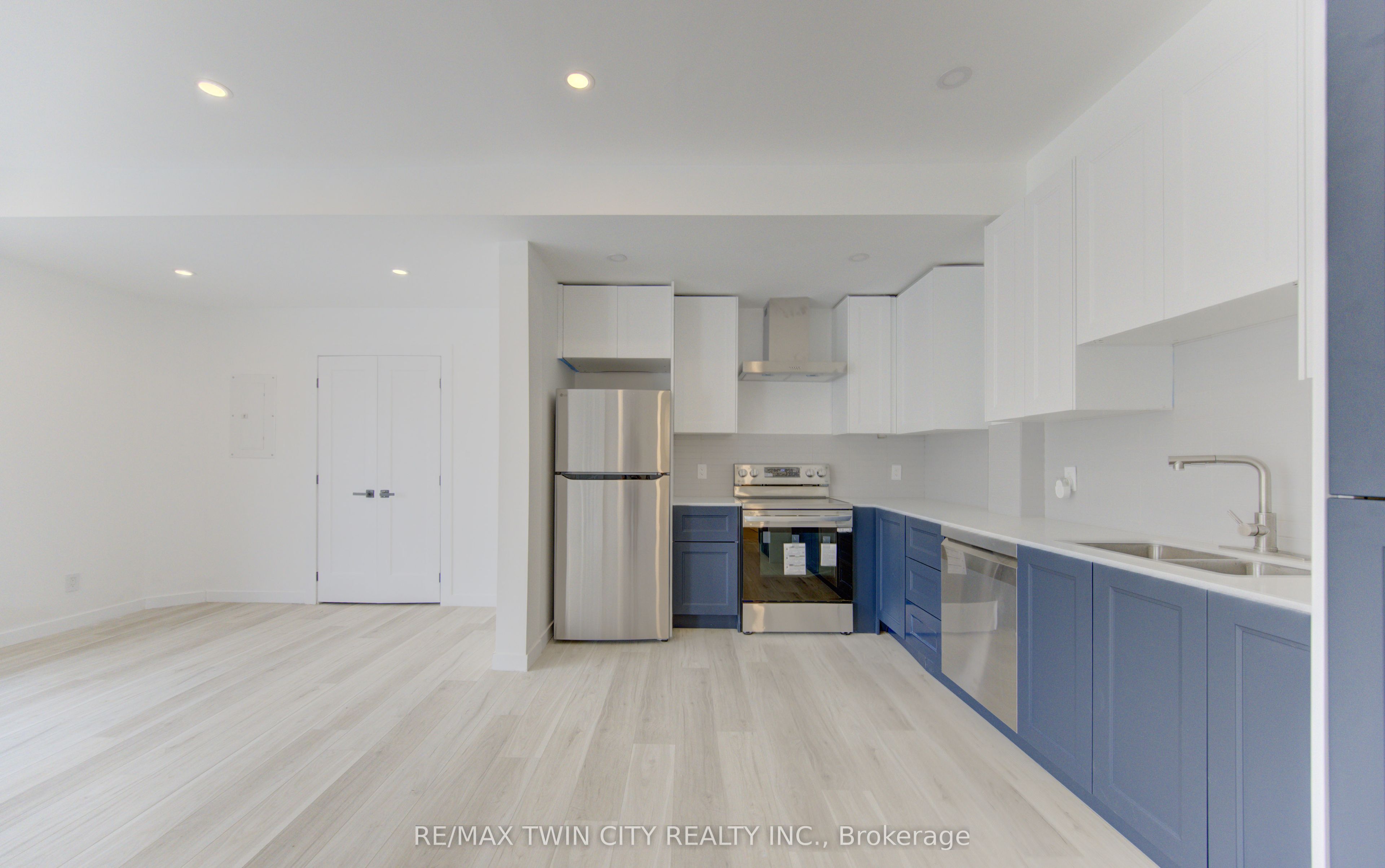 67 Louisa Street Property Photo 33