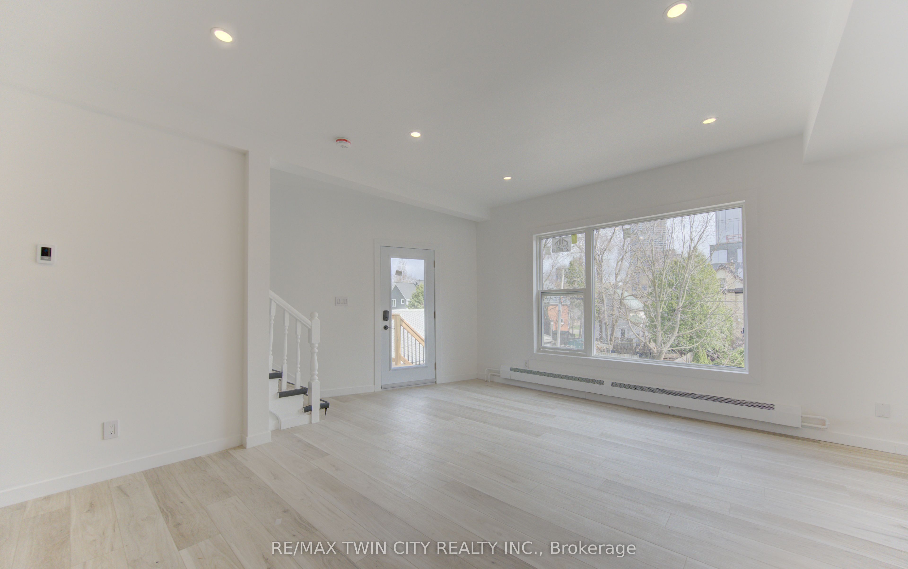 67 Louisa Street Property Photo 34
