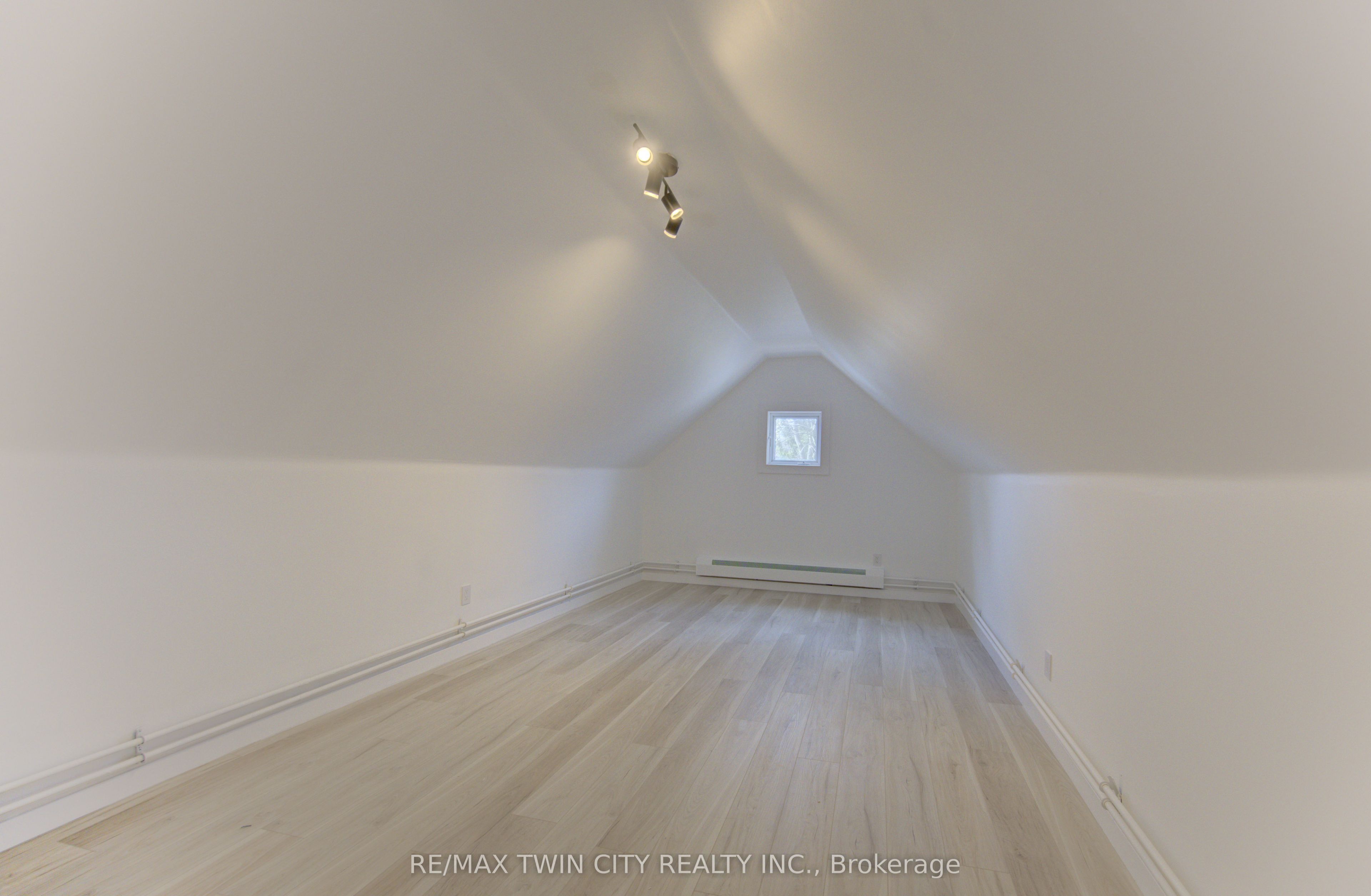 67 Louisa Street Property Photo 37