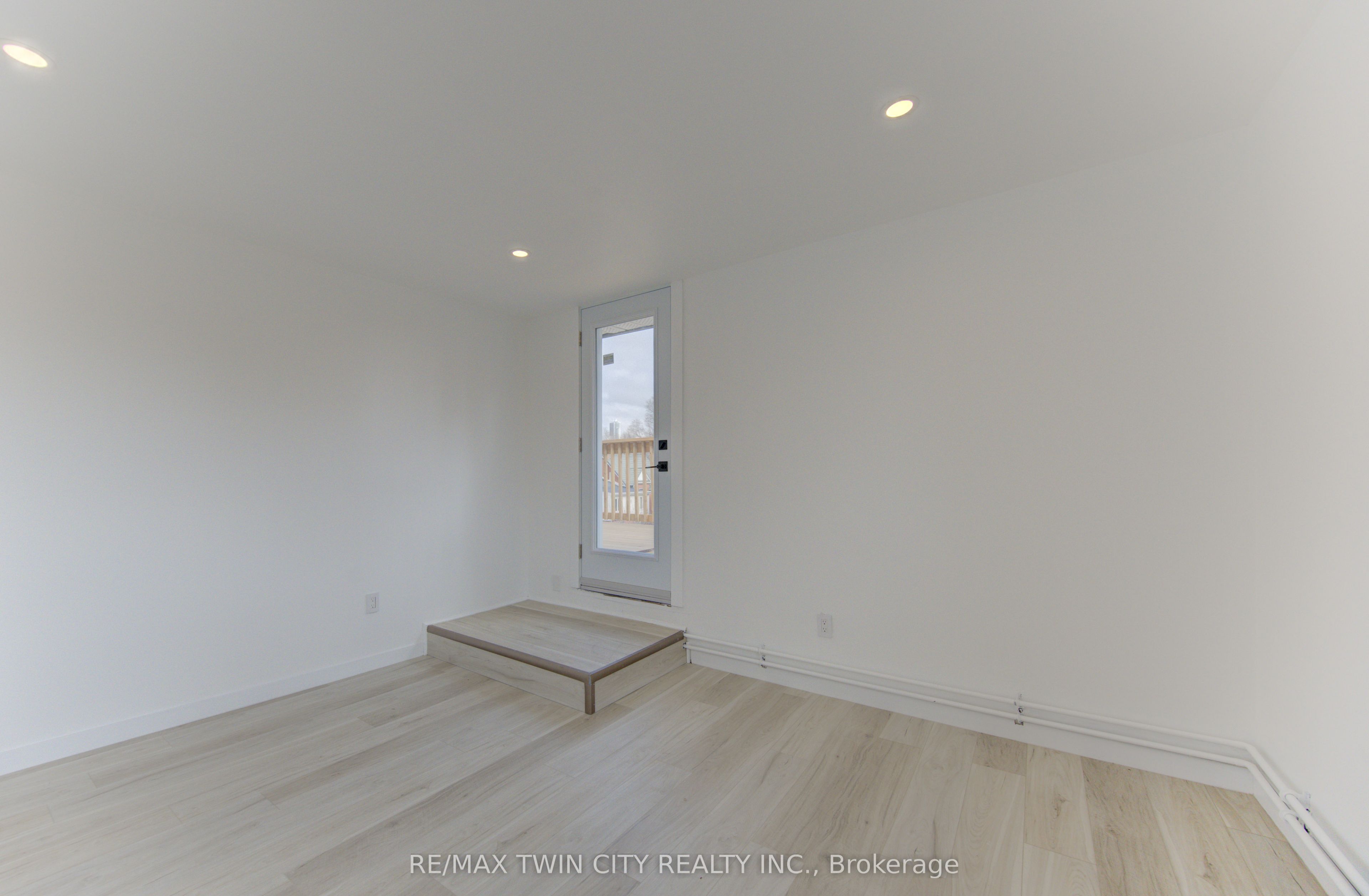 67 Louisa Street Property Photo 40