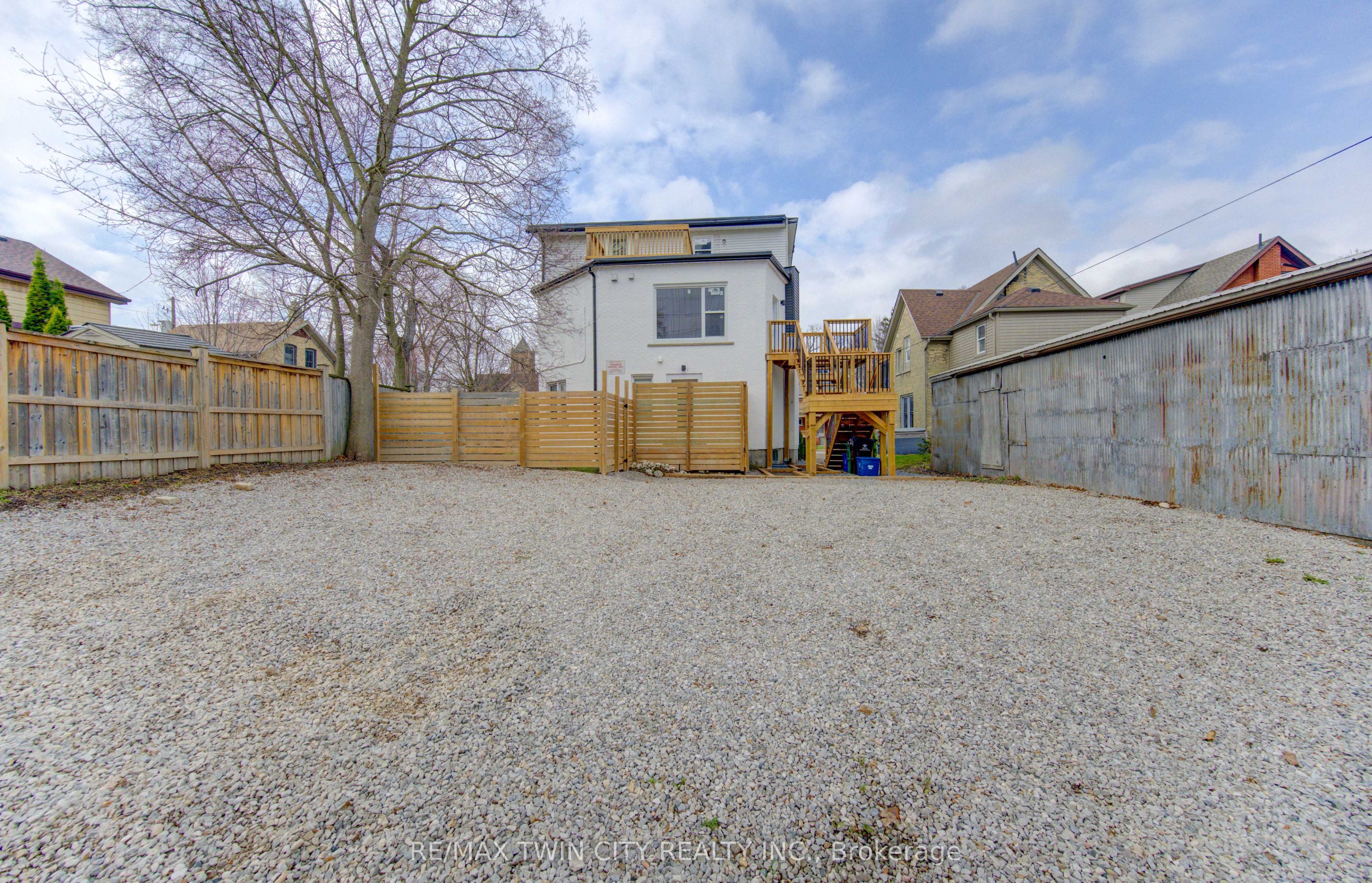 67 Louisa Street Property Photo 44