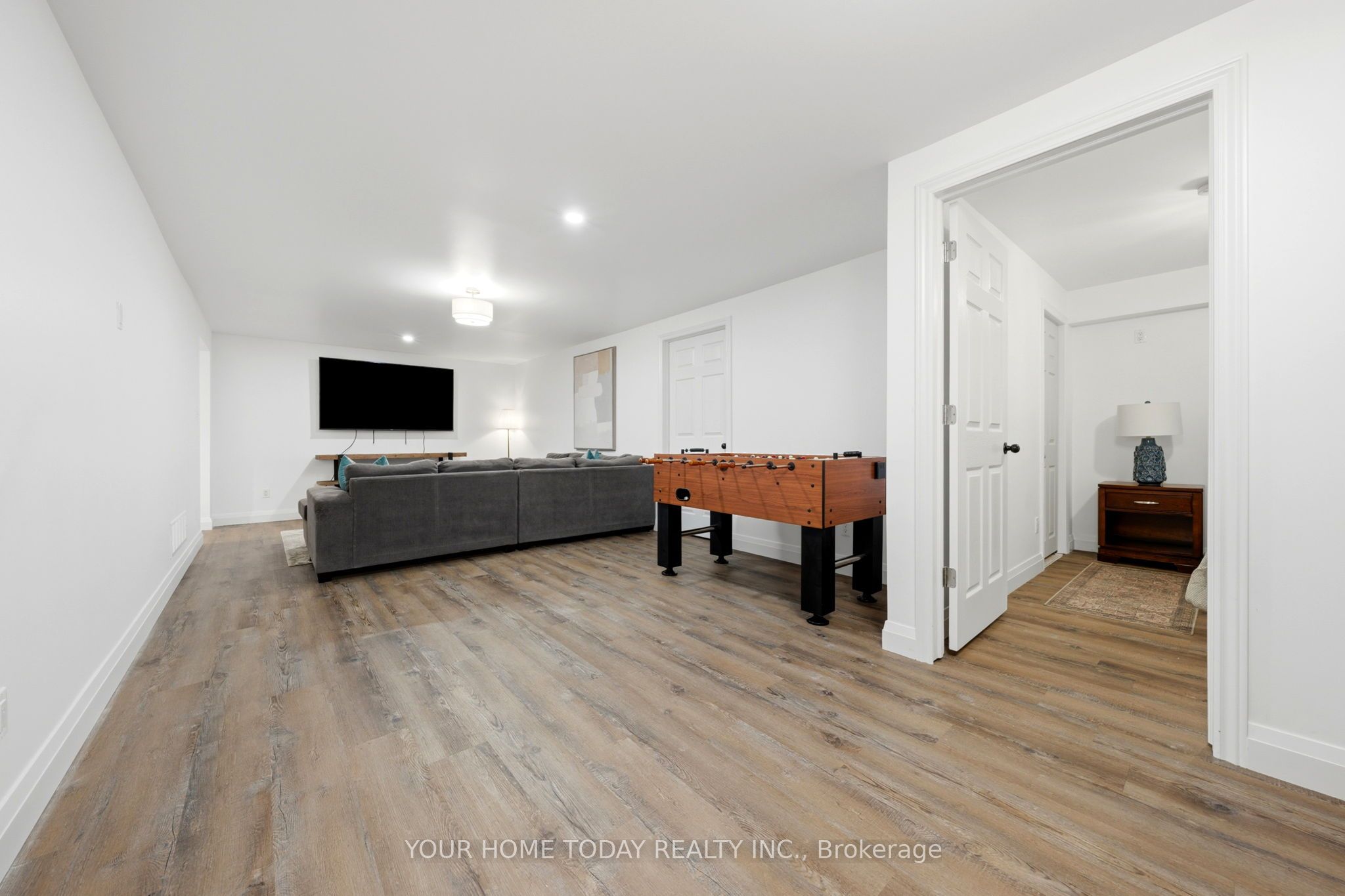 4925 Trafalgar Road Property Photo 35