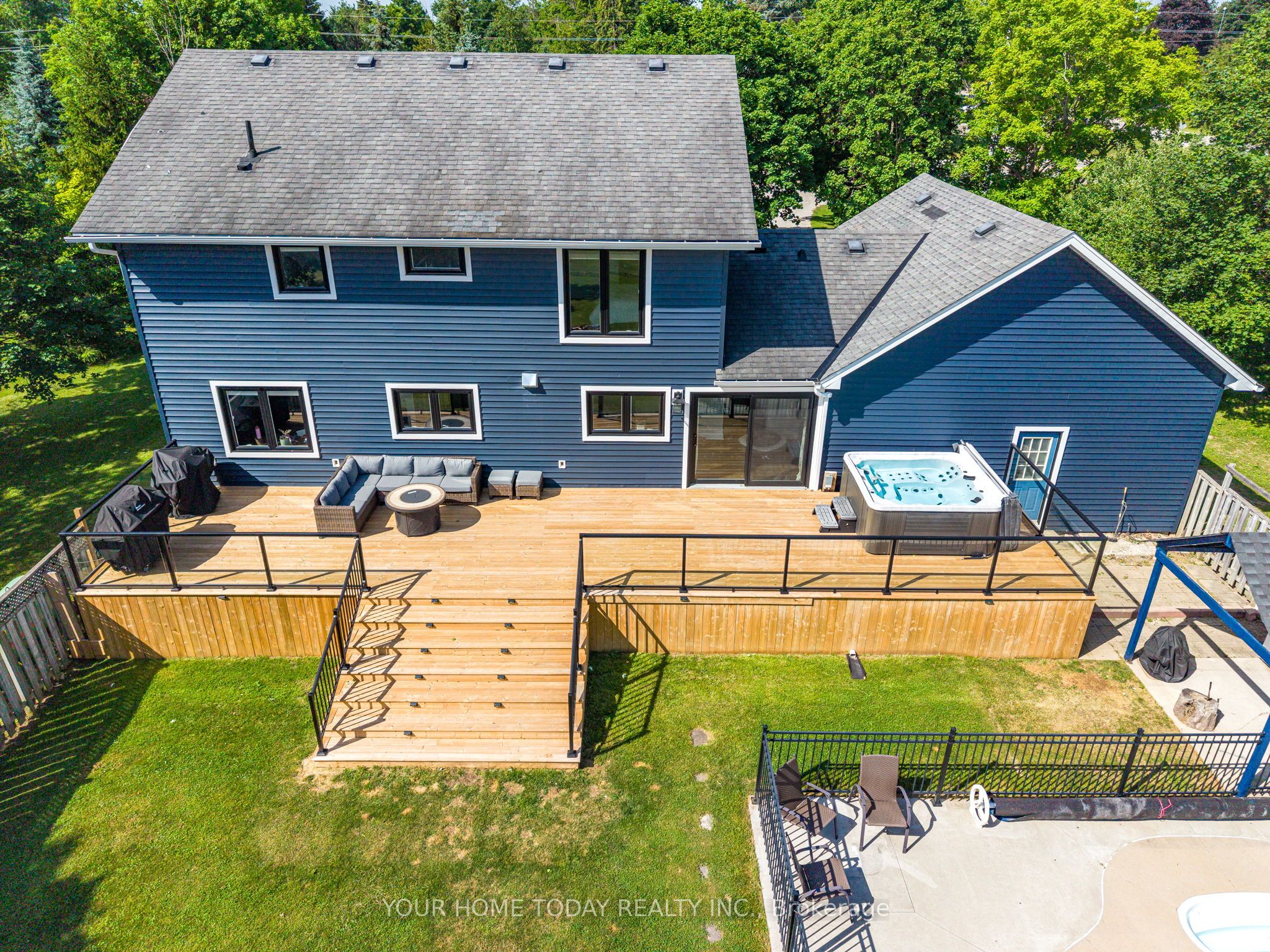 4925 Trafalgar Road Property Photo 39