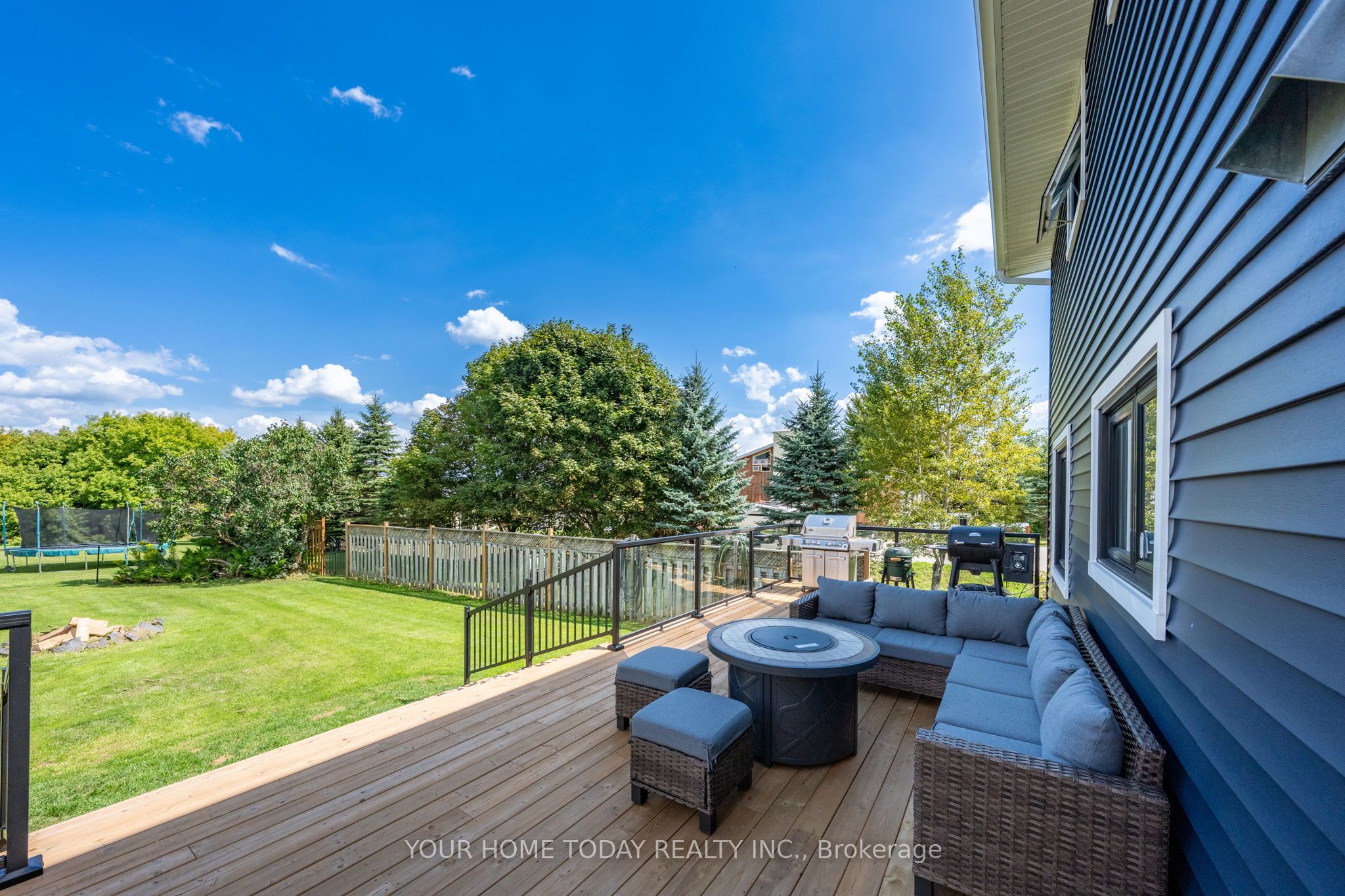 4925 Trafalgar Road Property Photo 41