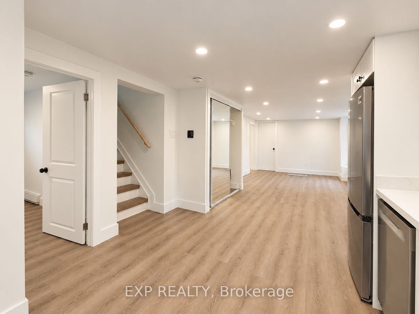 1136 Deer Park Road Property Photo 17