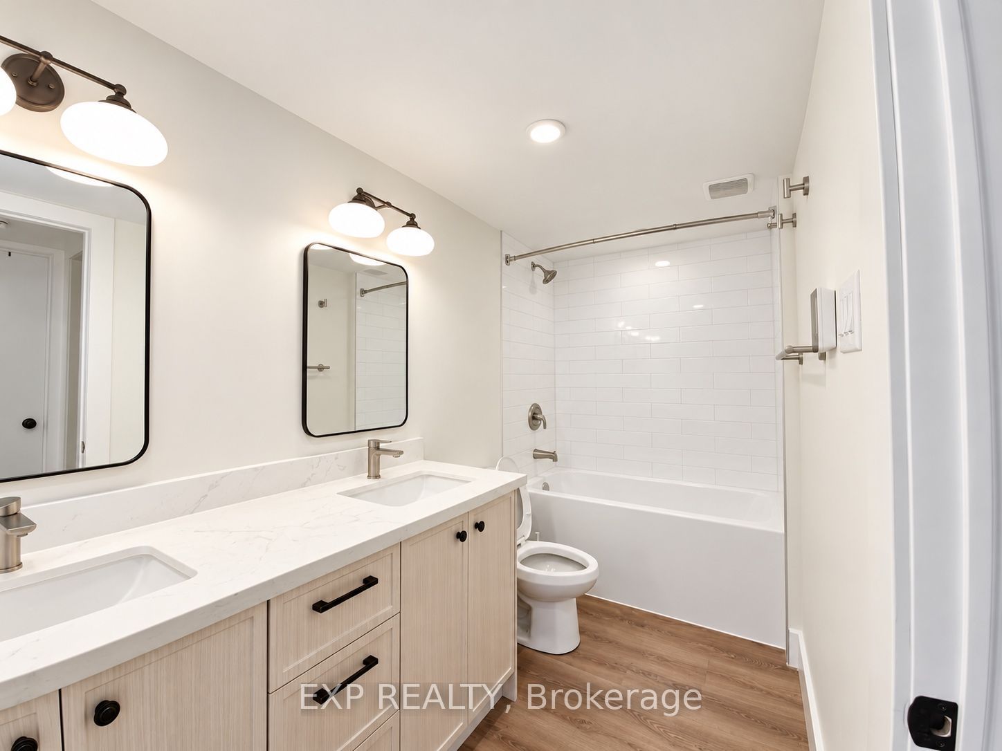 1136 Deer Park Road Property Photo 20