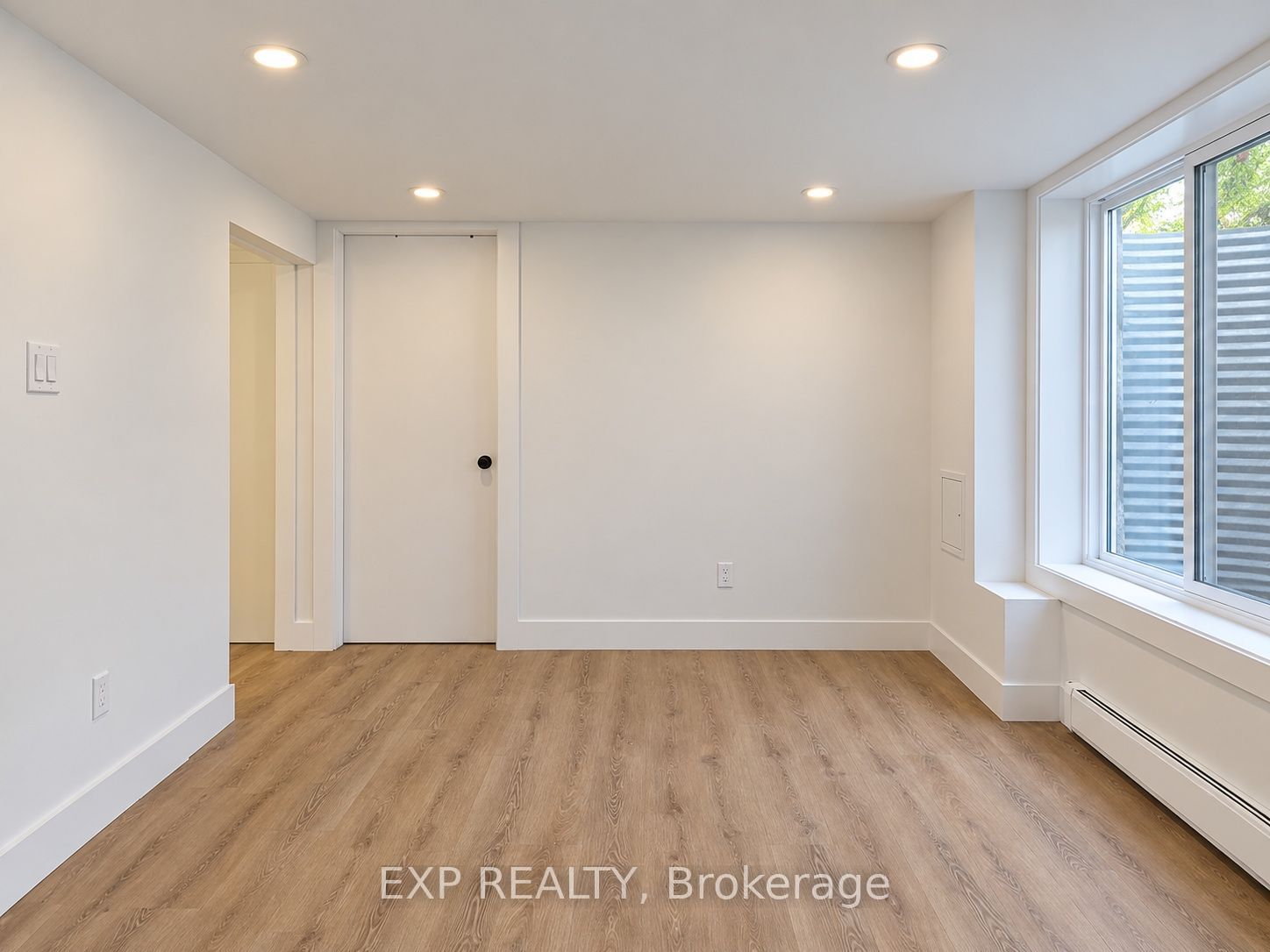 1136 Deer Park Road Property Photo 24