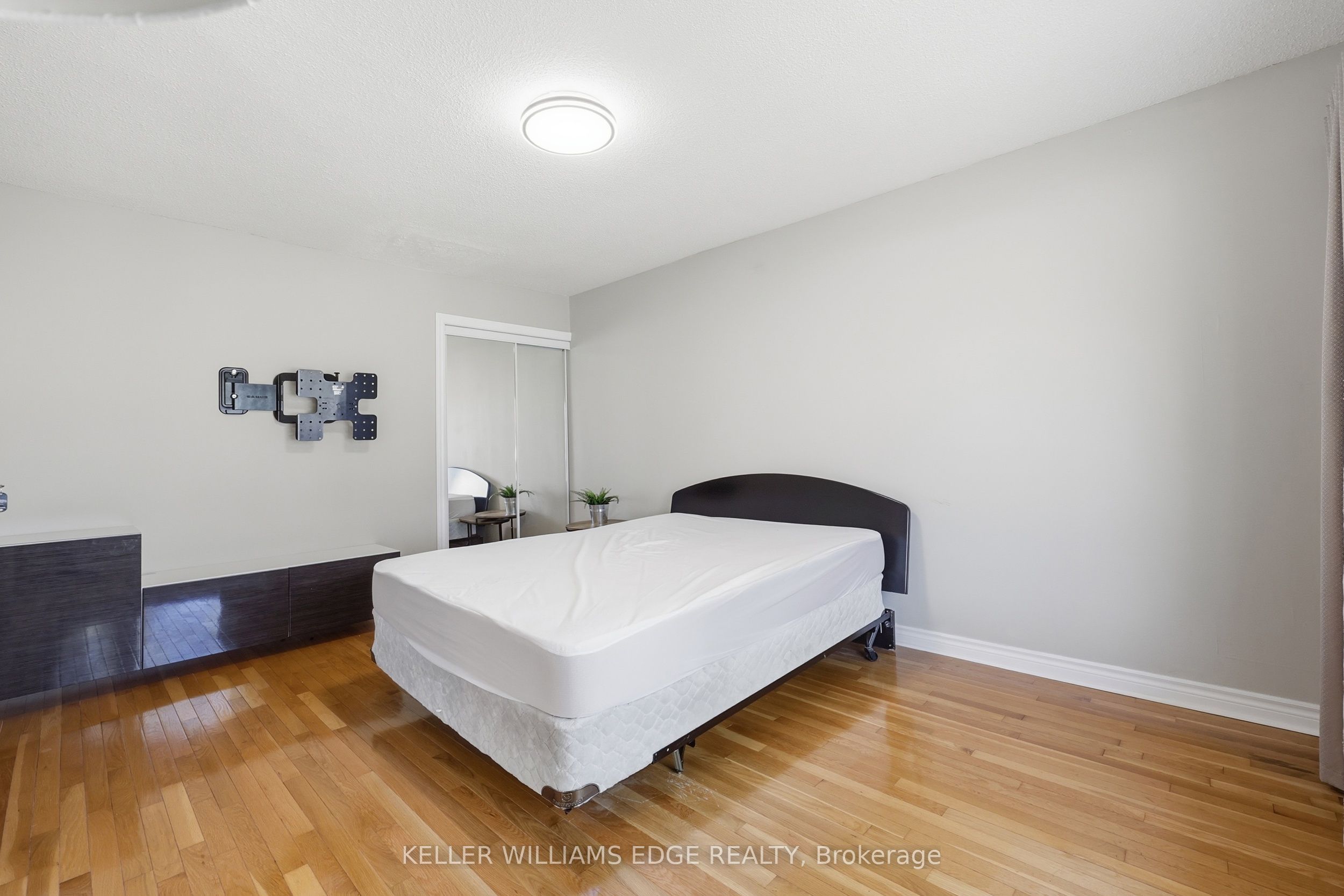 111 Tupper Drive Property Photo 12