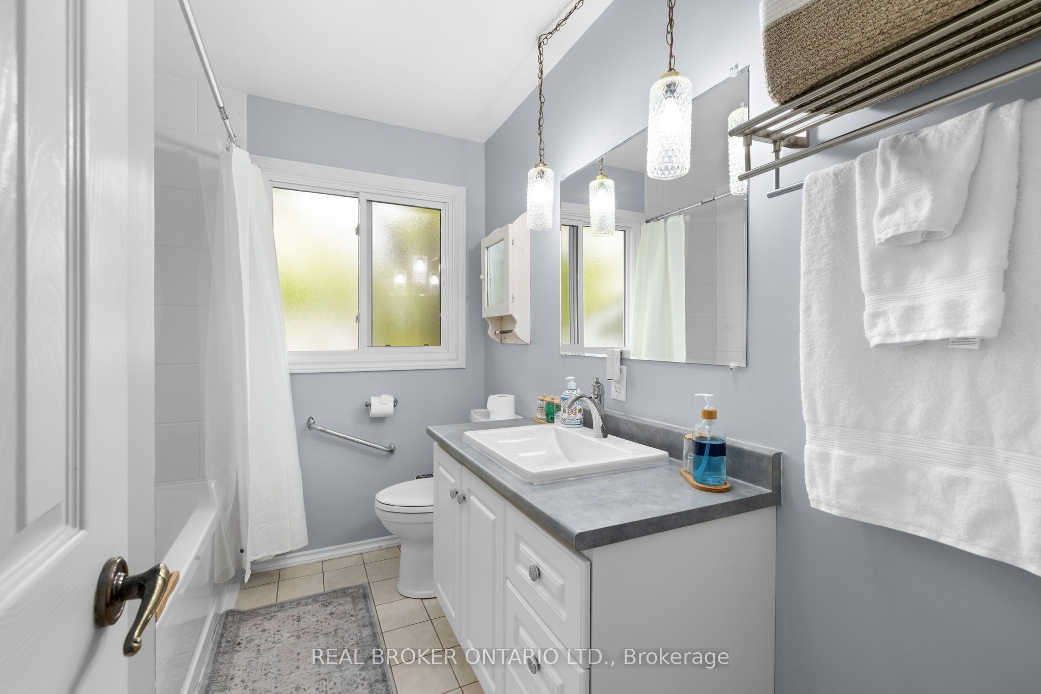 23 Louise Crescent Property Photo 17
