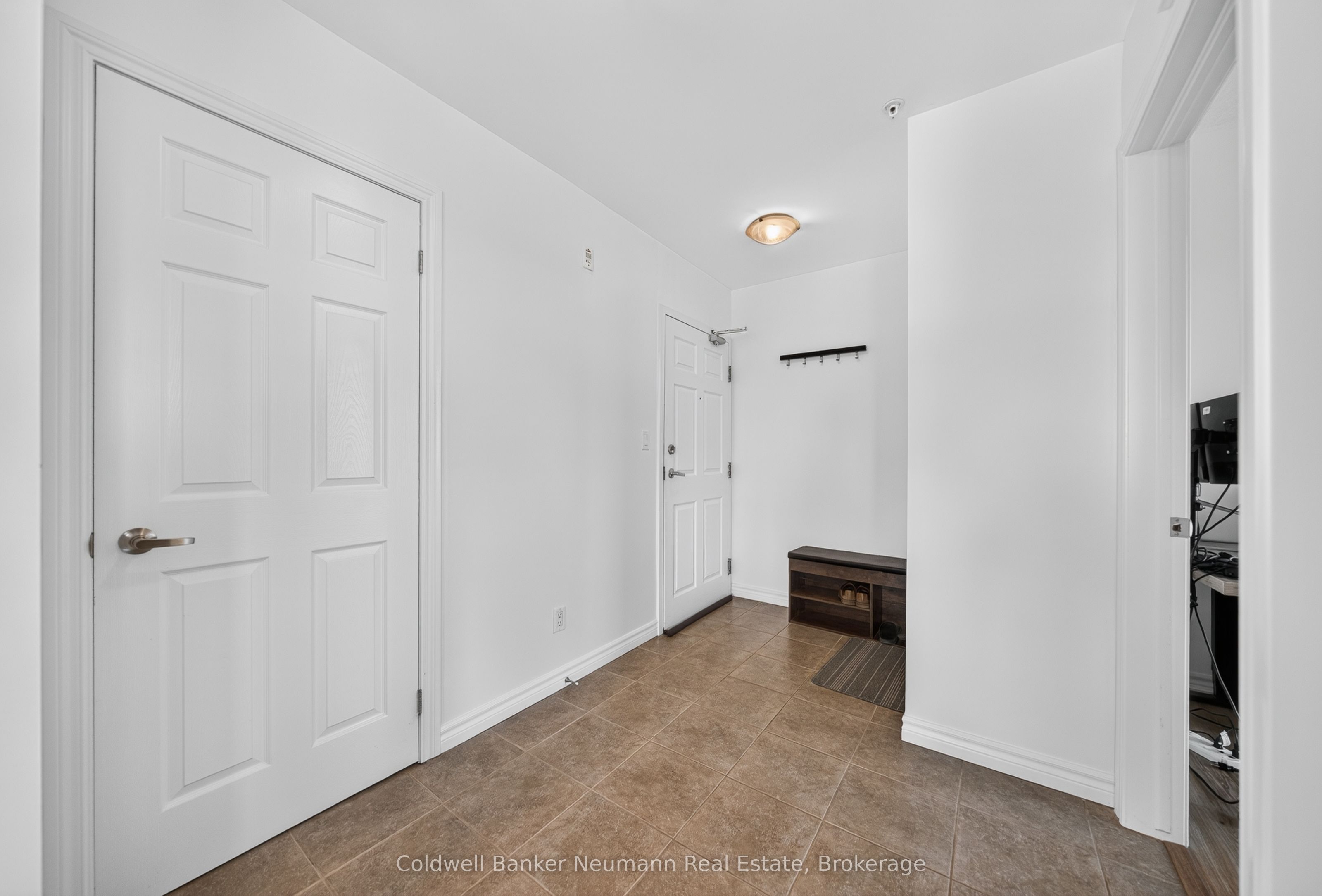 2 Colonial Drive 311 Property Photo 4