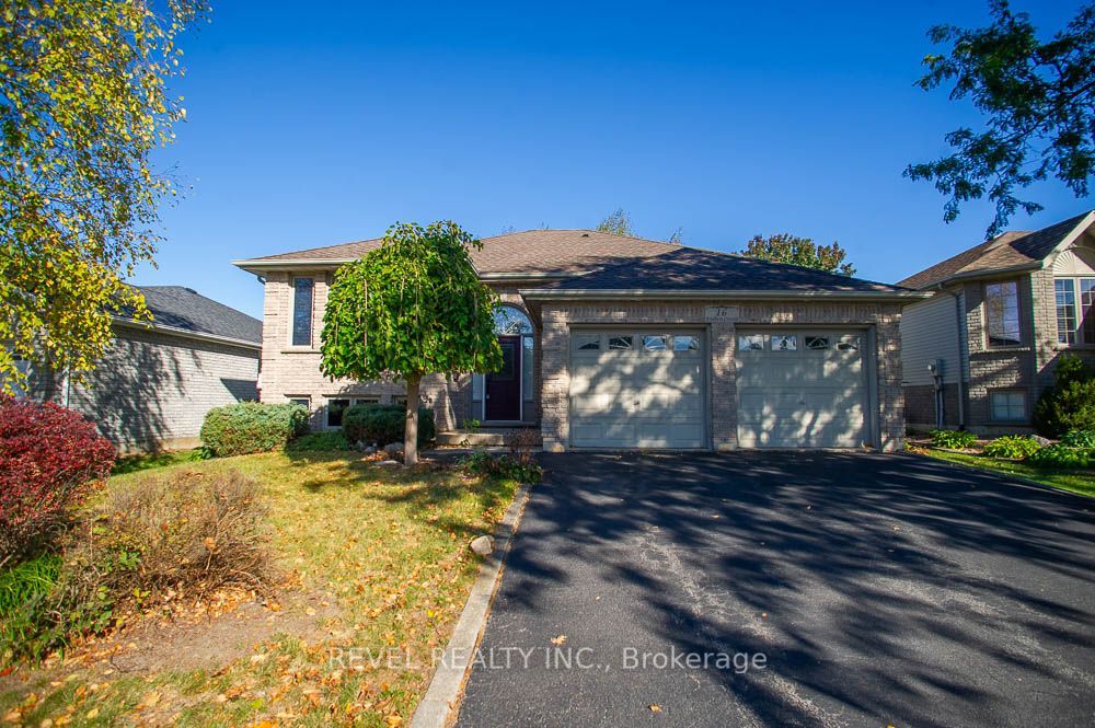 16 Bradbury Crescent
