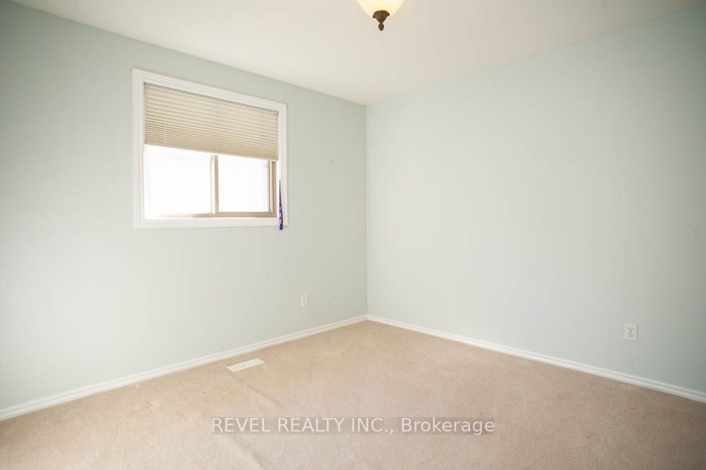 16 Bradbury Crescent Property Photo 16