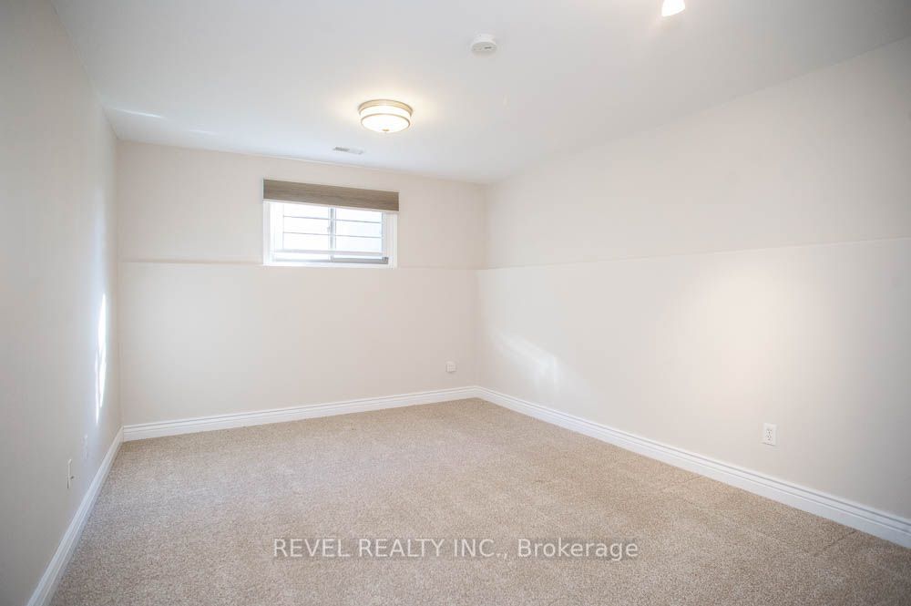 16 Bradbury Crescent Property Photo 24