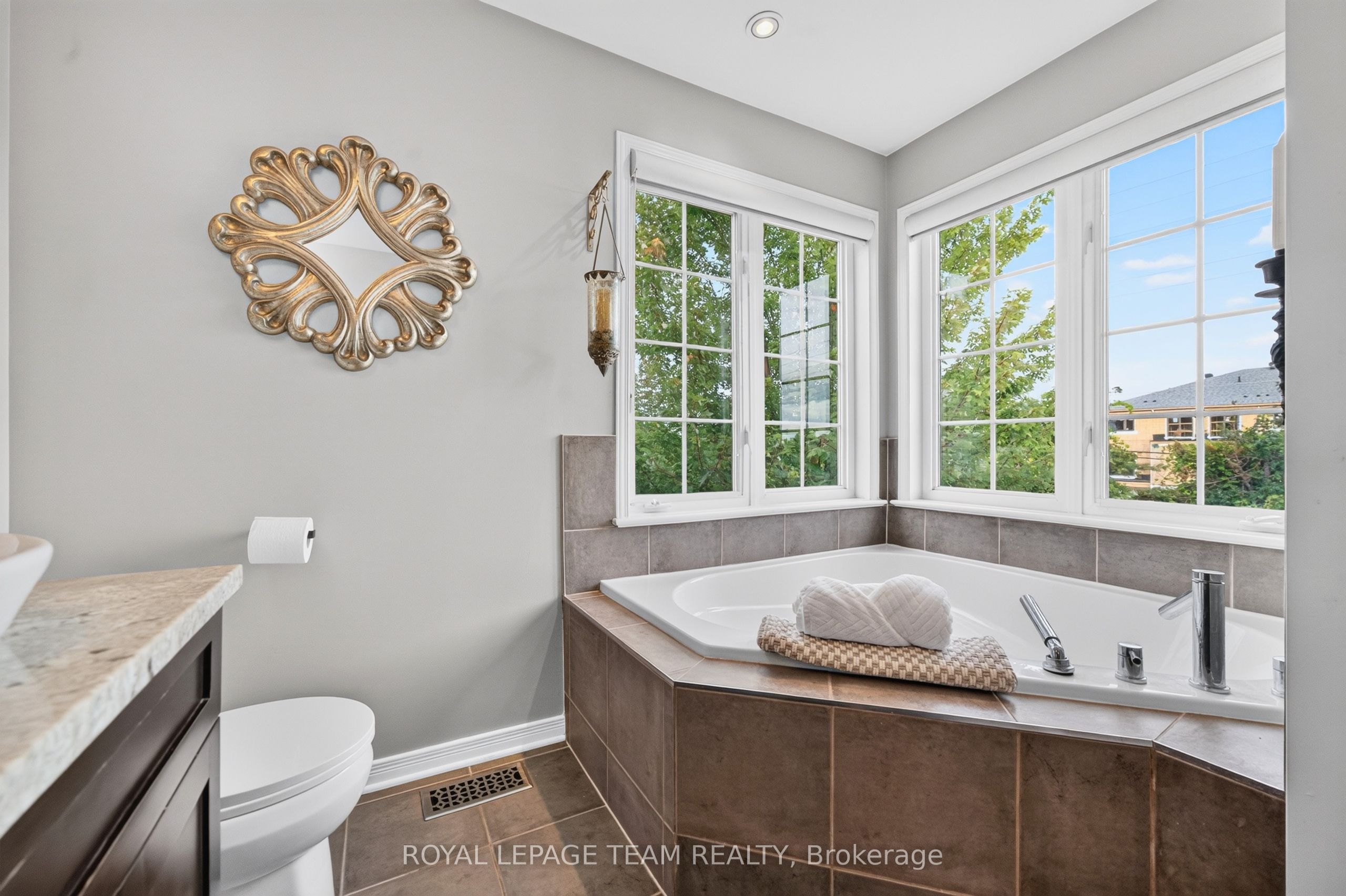 509 Cresswell Court Property Photo 28