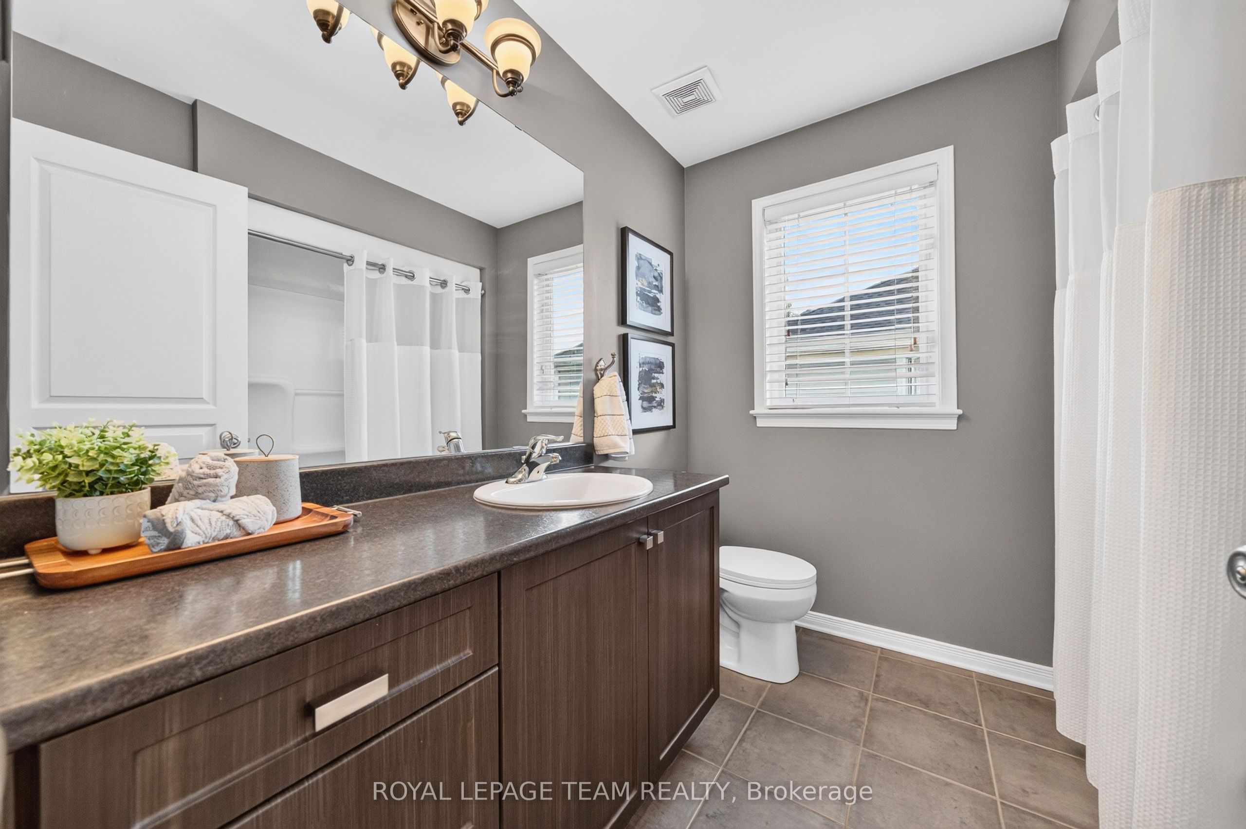 509 Cresswell Court Property Photo 34