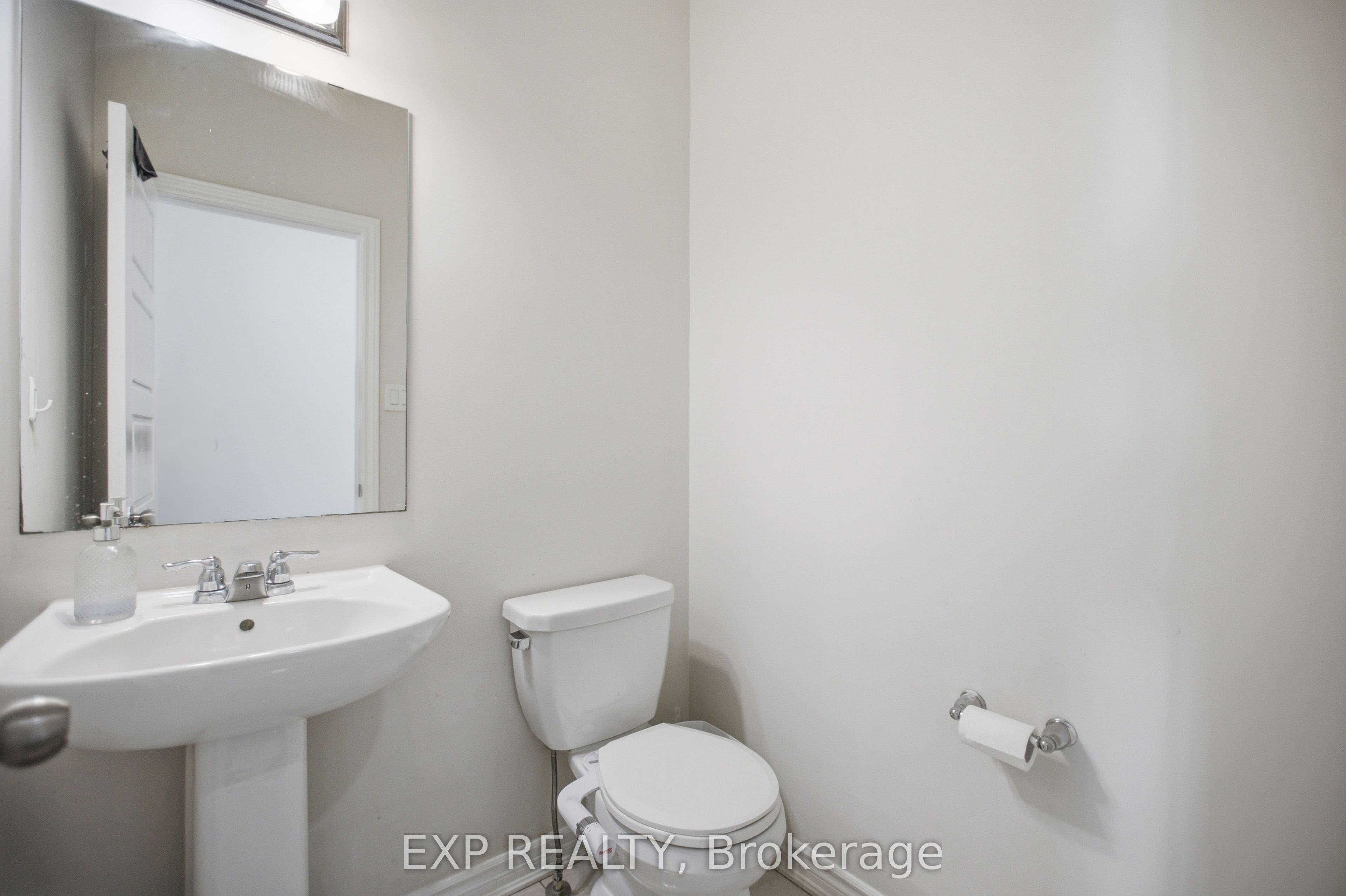 67 Caspian Row Property Photo 4