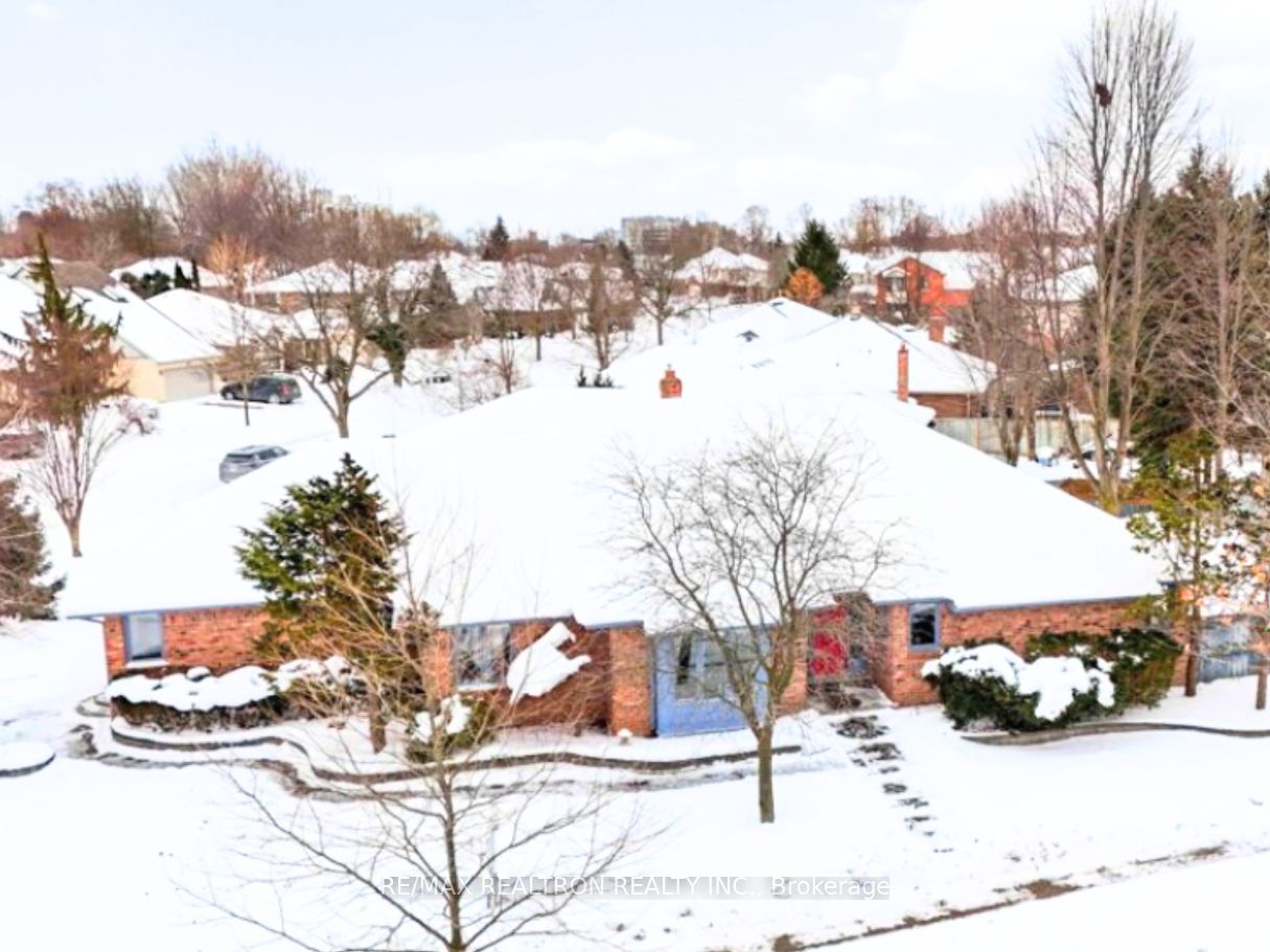 75 Sunnyside Drive Property Photo 4