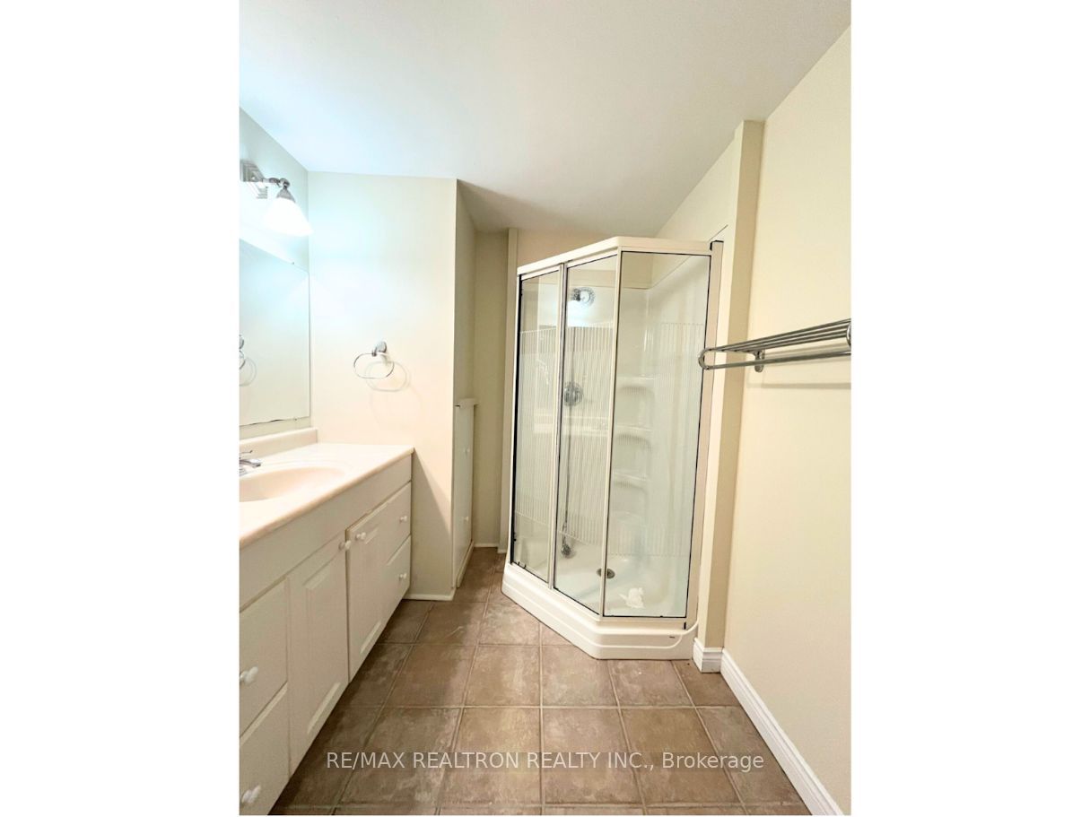 75 Sunnyside Drive Property Photo 10