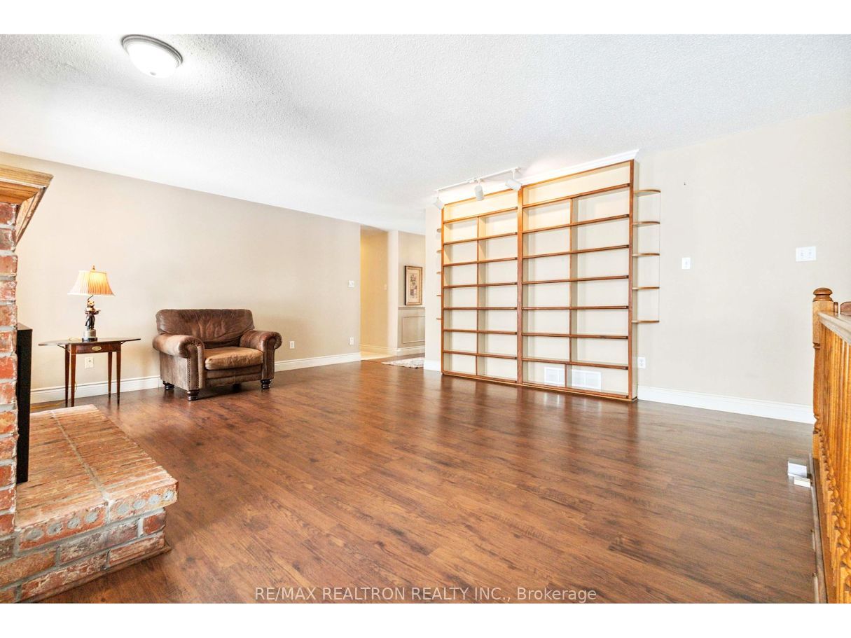 75 Sunnyside Drive Property Photo 14