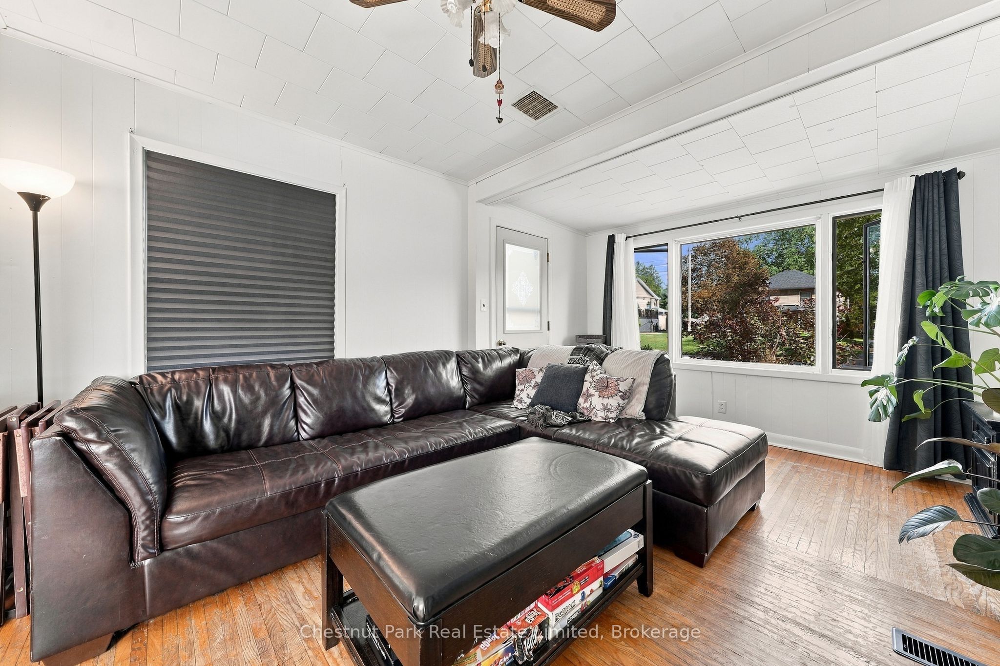 28 Spring Street Property Photo 16
