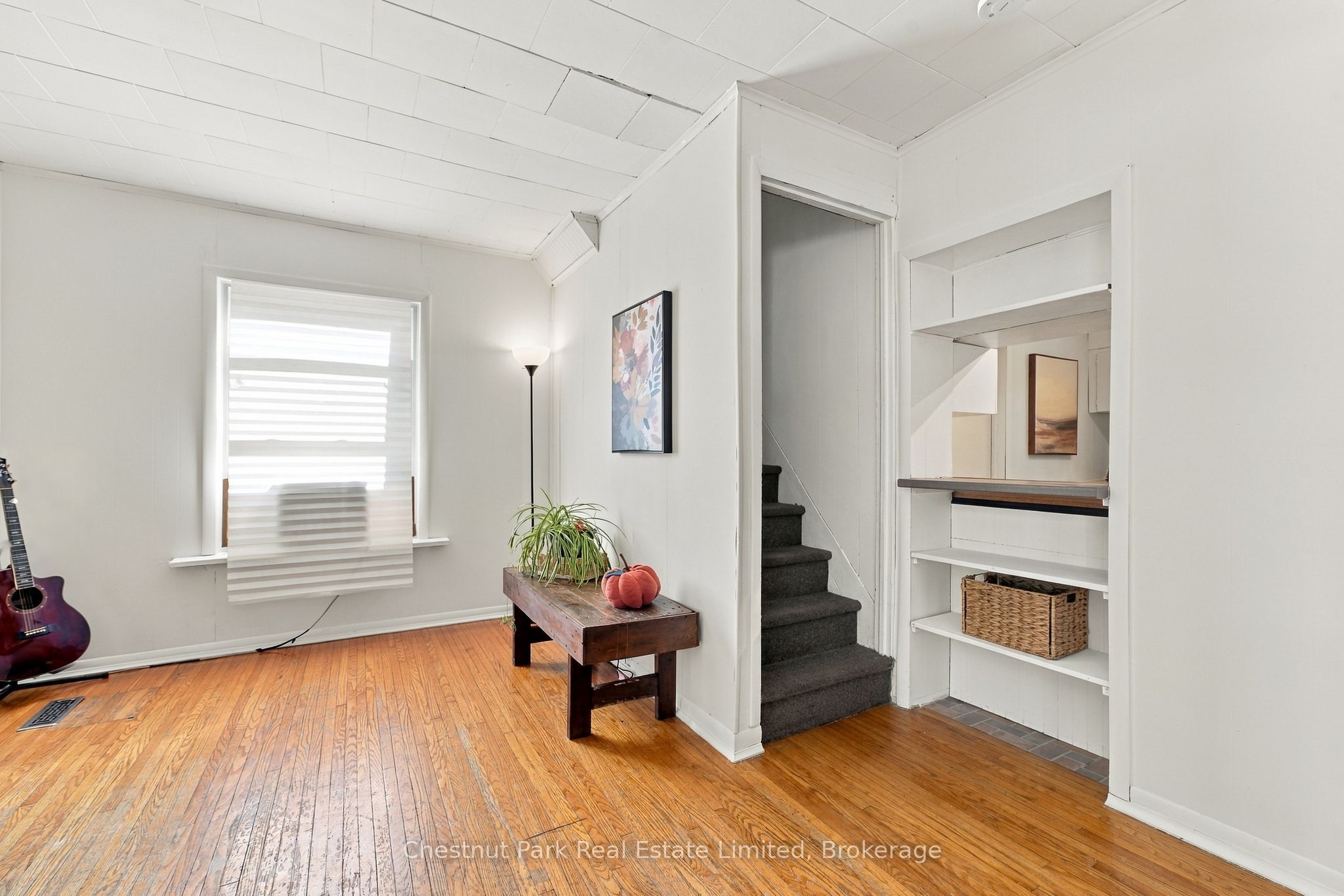 28 Spring Street Property Photo 17