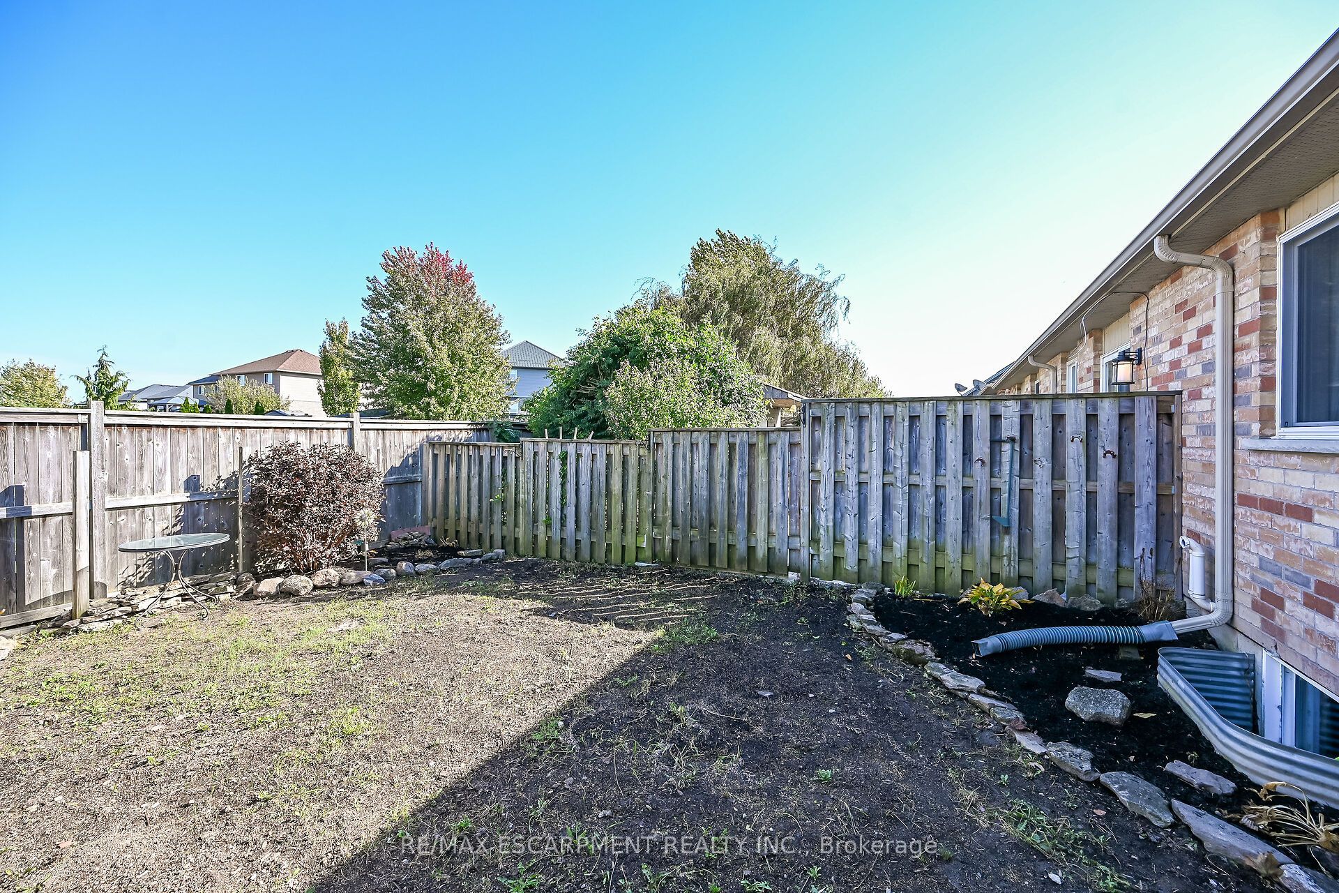 7 Powell Lane Property Photo 34
