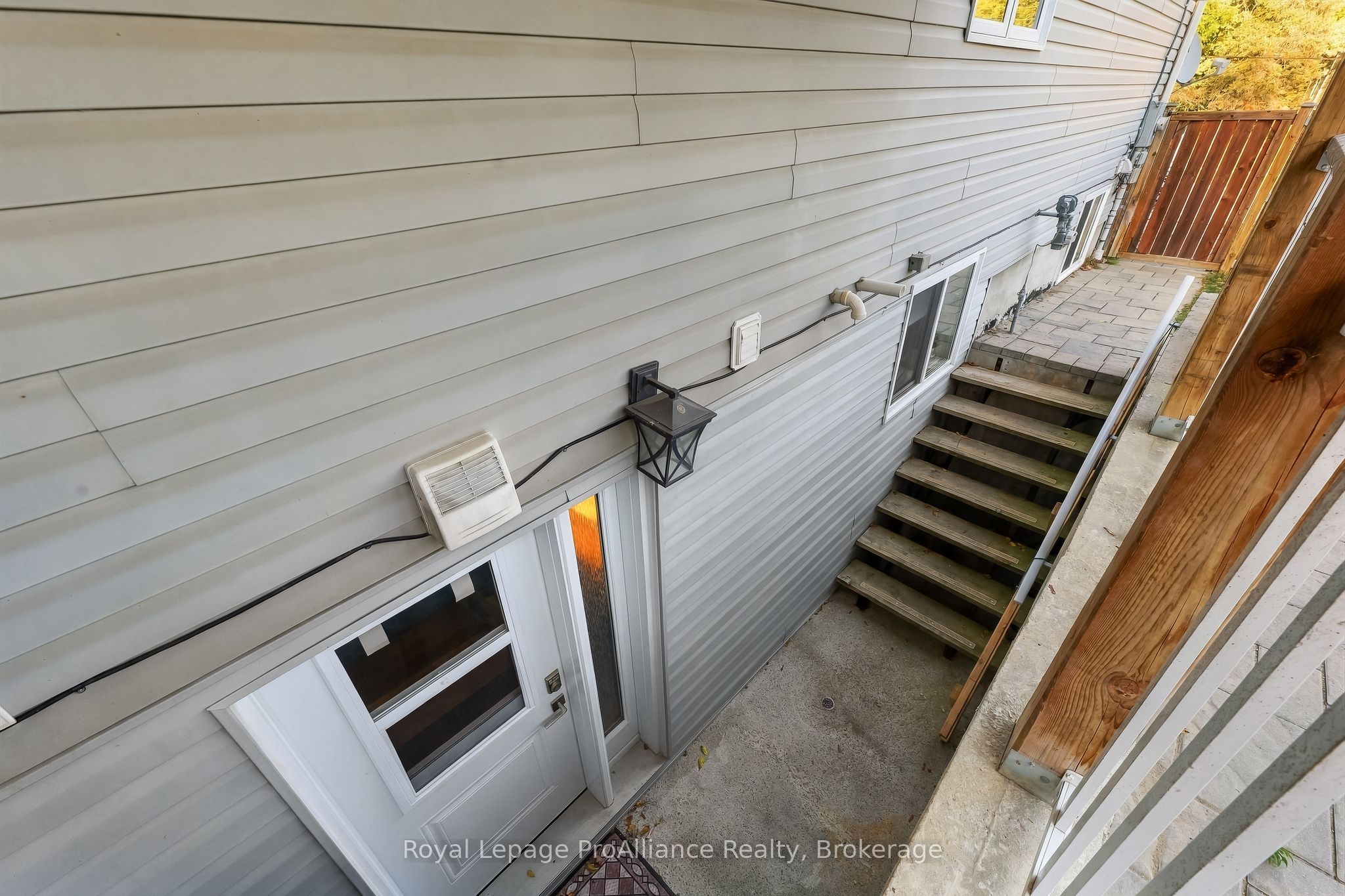 14 George Street Property Photo 29