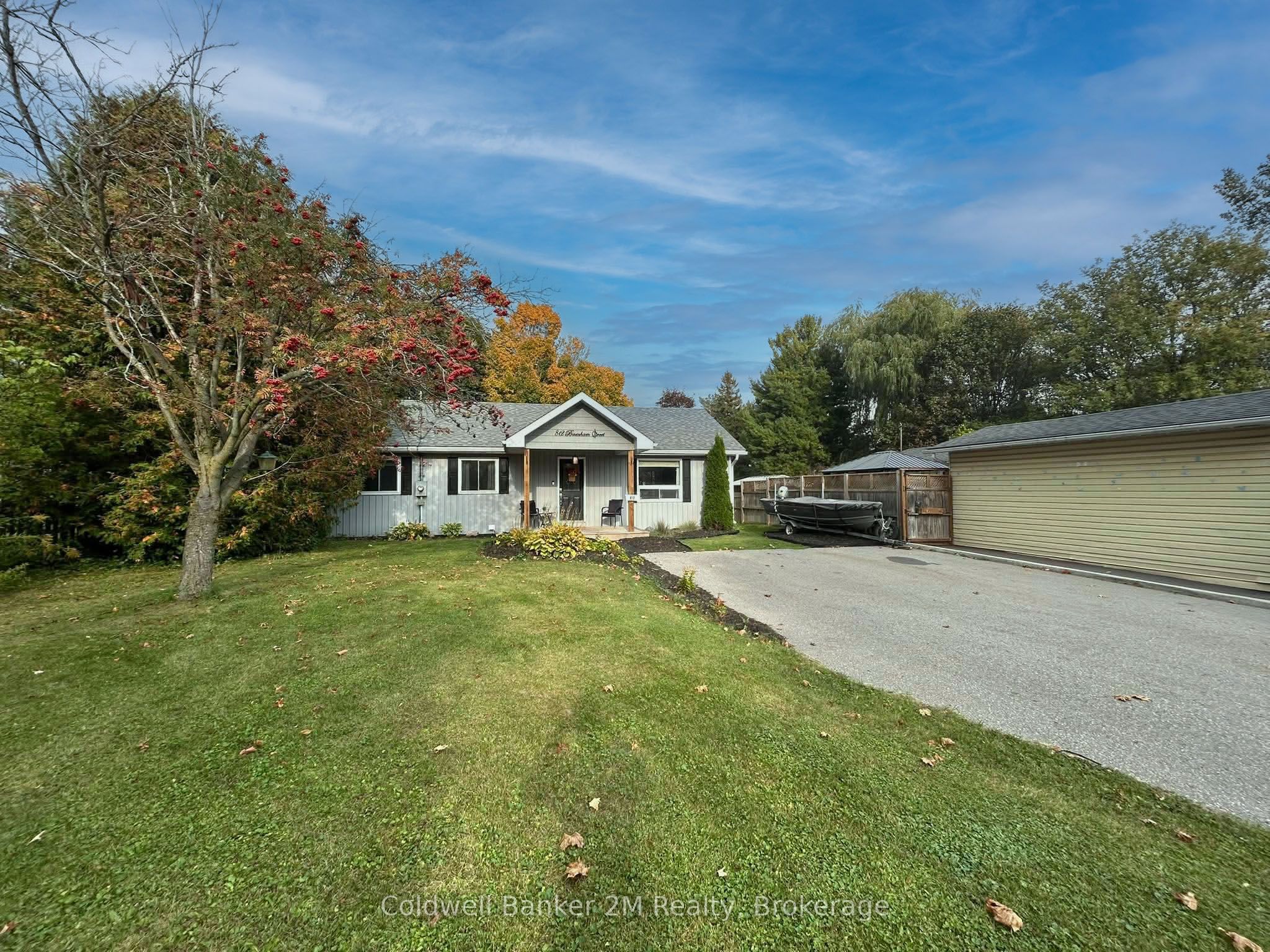 812 Burnham Street Property Photo 1