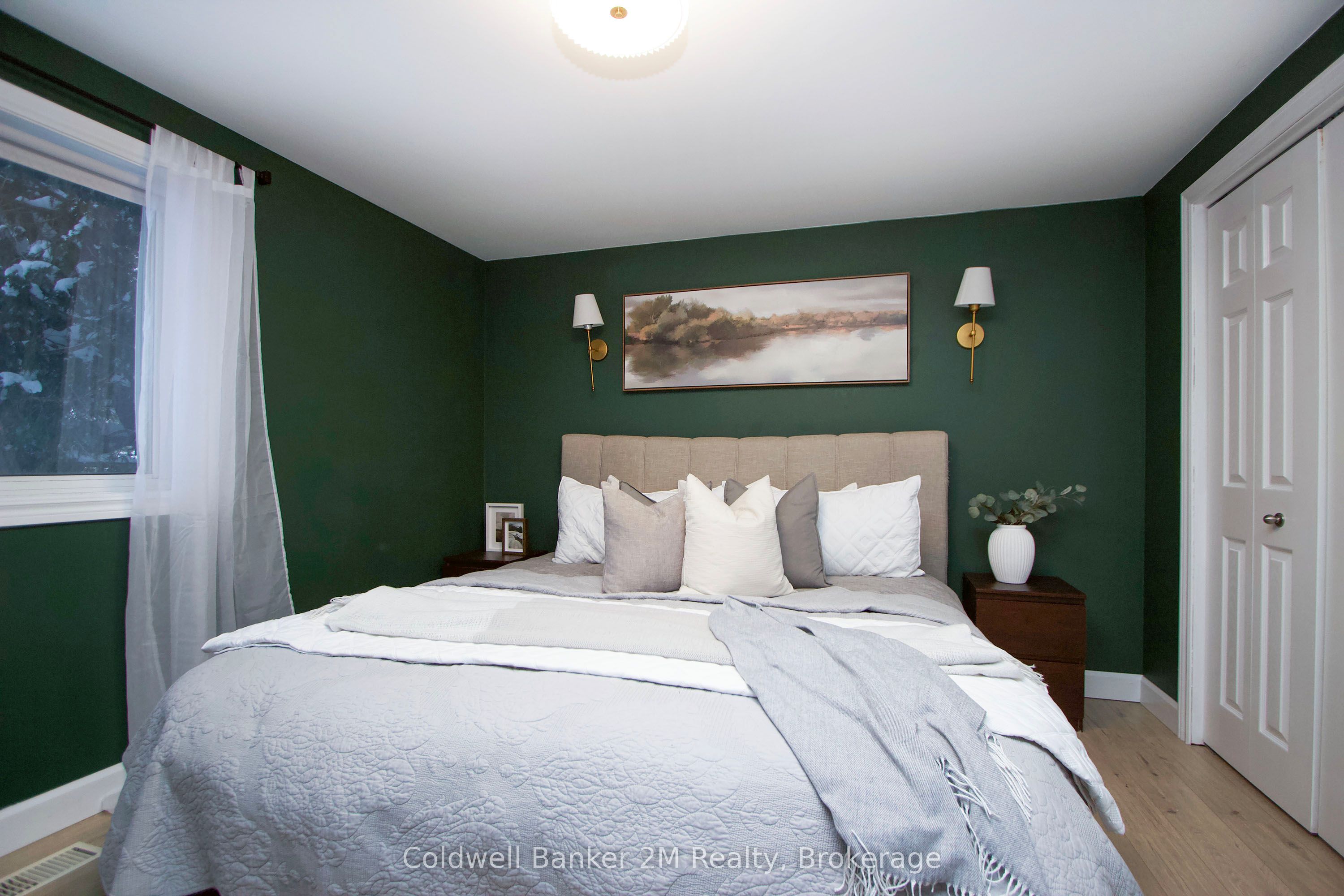 812 Burnham Street Property Photo 19