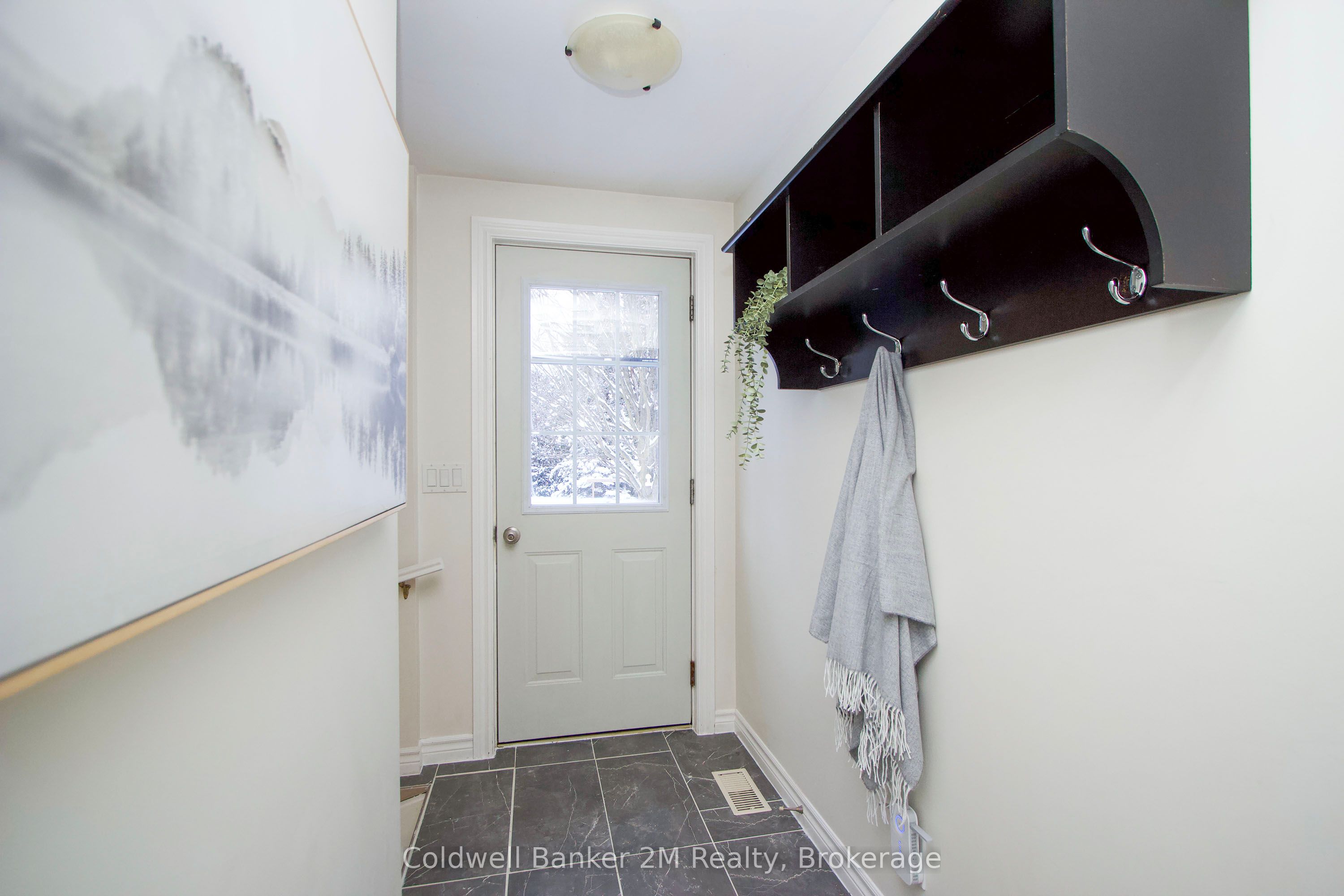 812 Burnham Street Property Photo 23