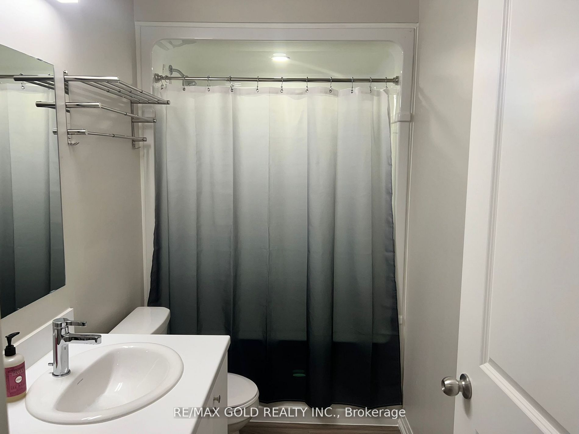 50 Herrick Avenue 105 Property Photo 11