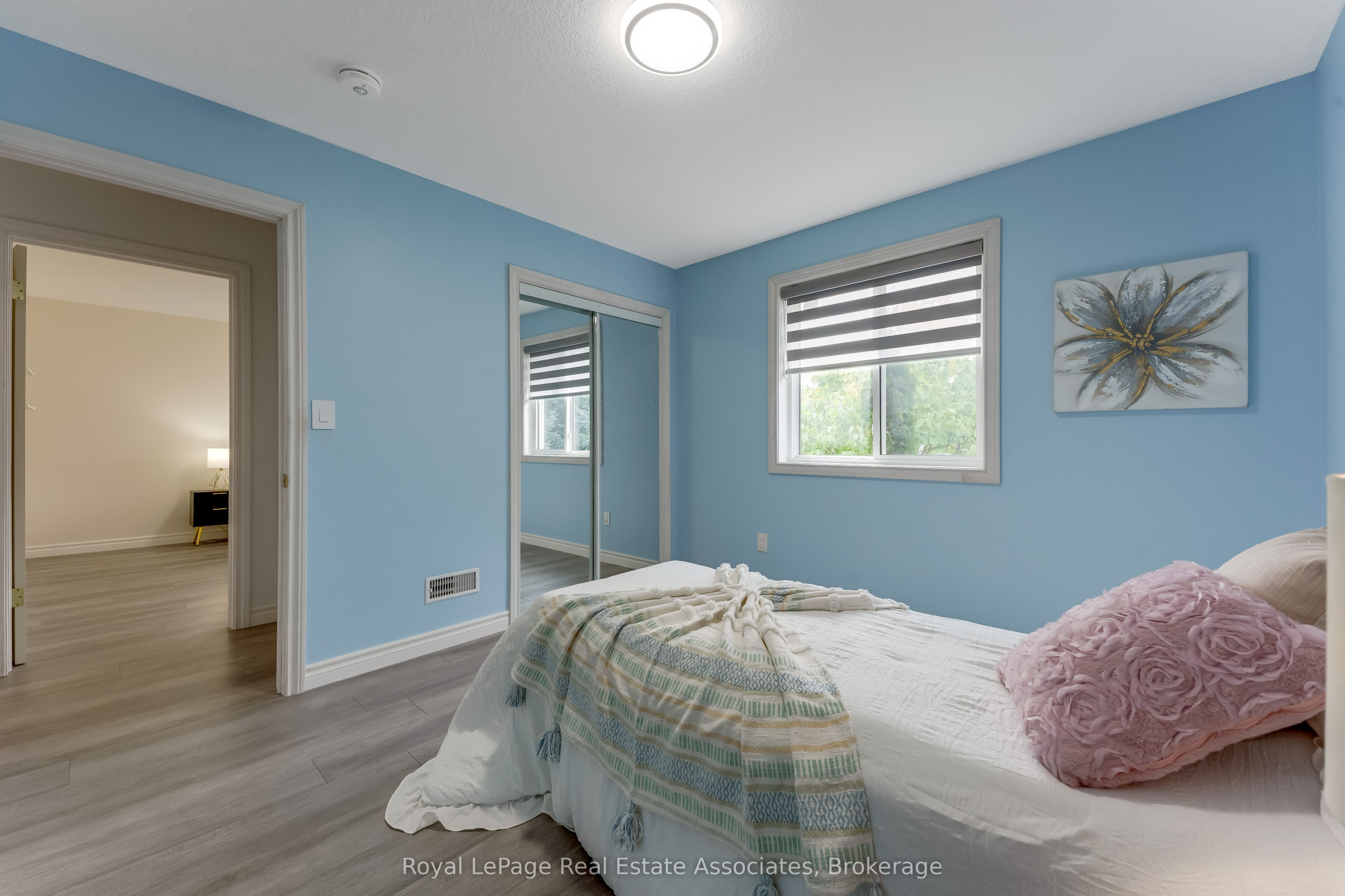 406 Sandy Cove Crescent Property Photo 16