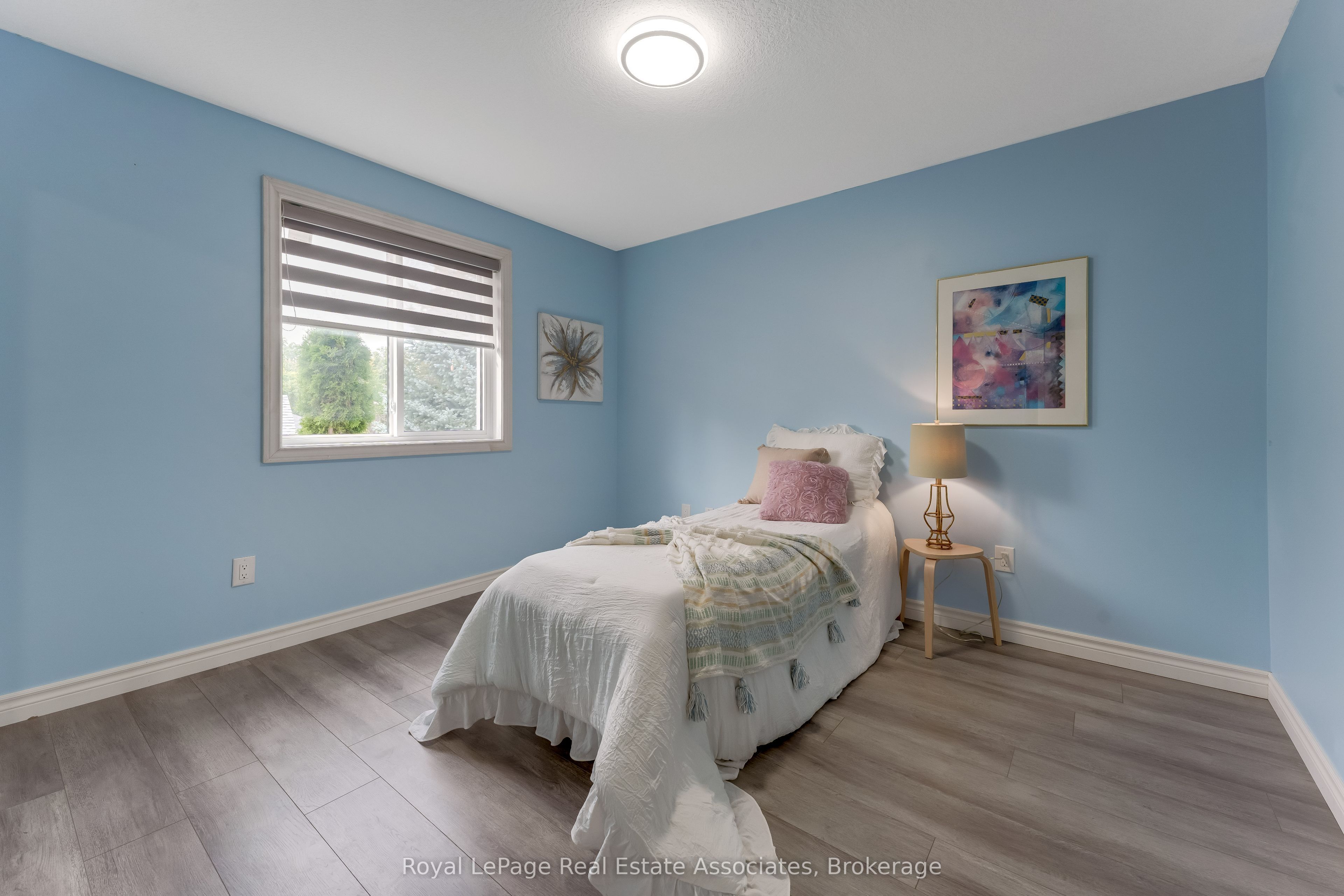 406 Sandy Cove Crescent Property Photo 17