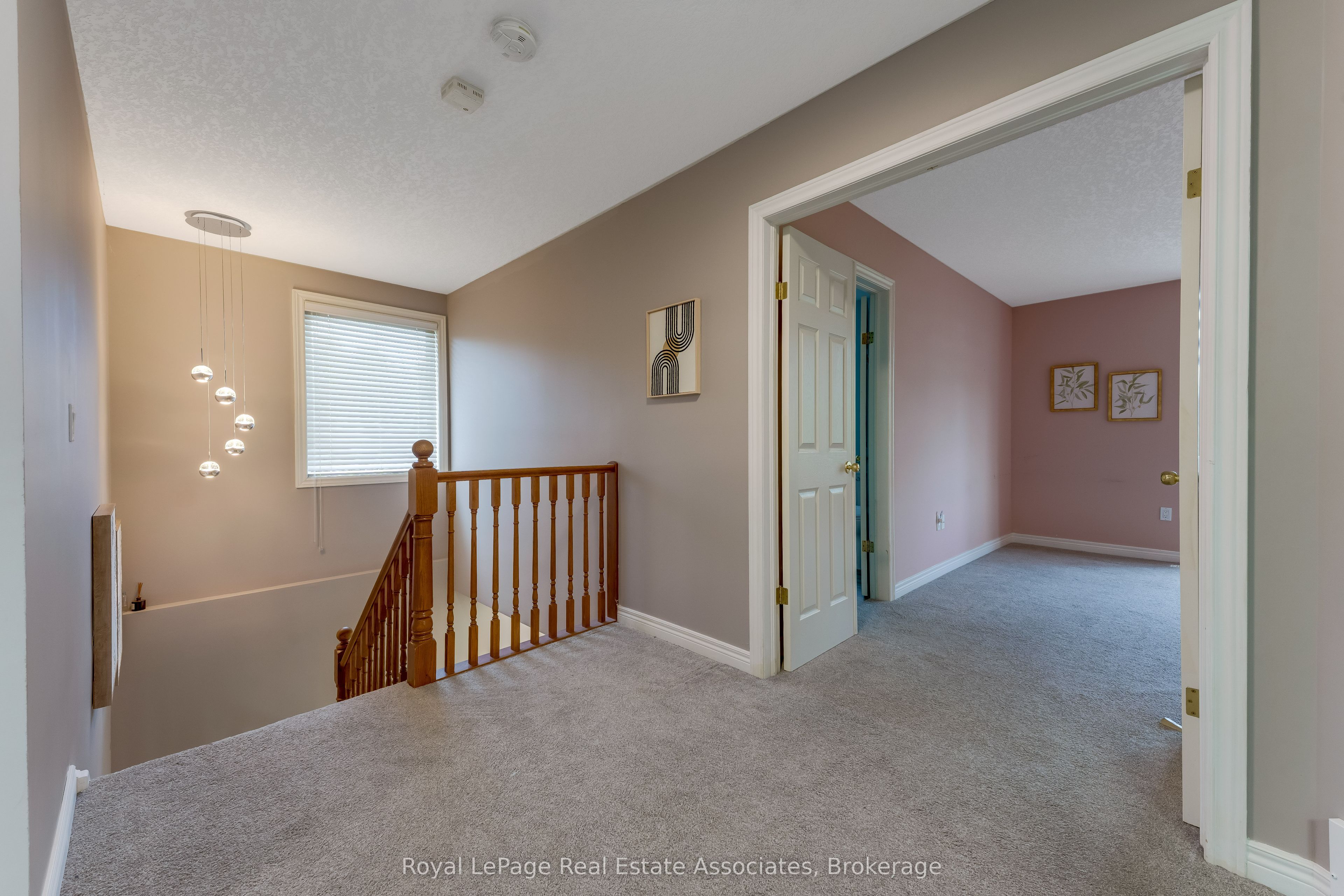 406 Sandy Cove Crescent Property Photo 19