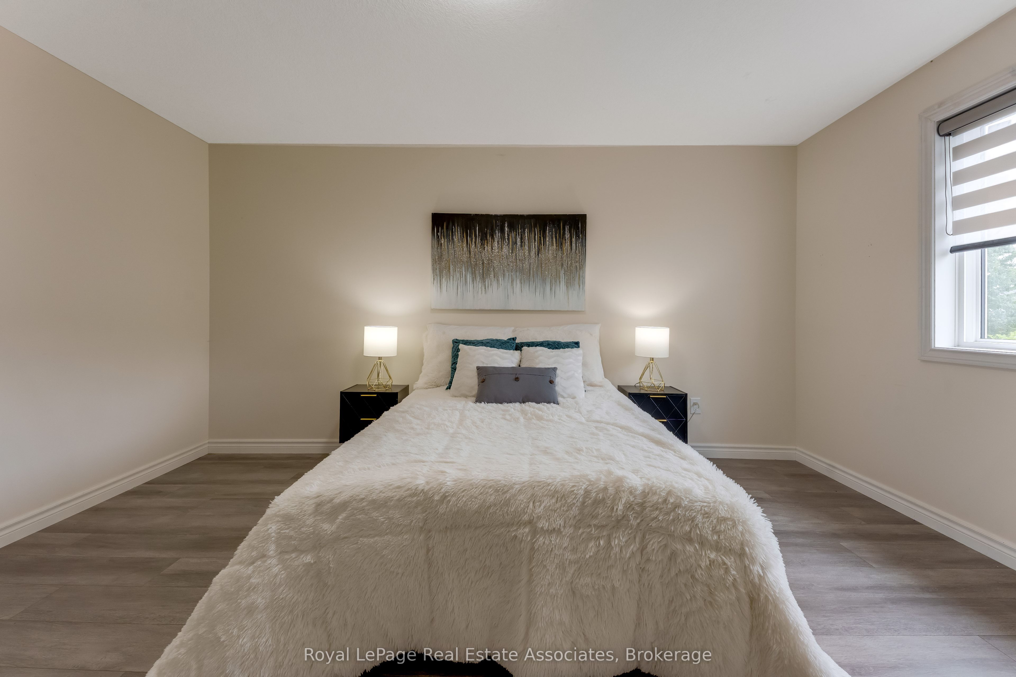 406 Sandy Cove Crescent Property Photo 20