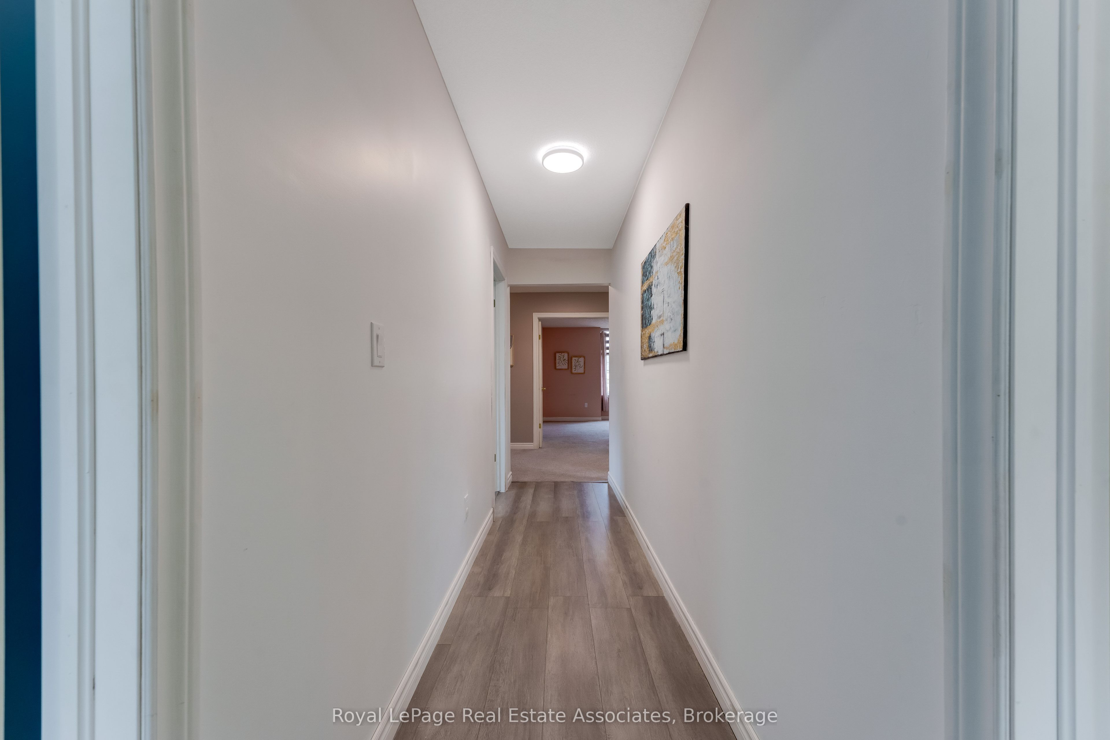 406 Sandy Cove Crescent Property Photo 22