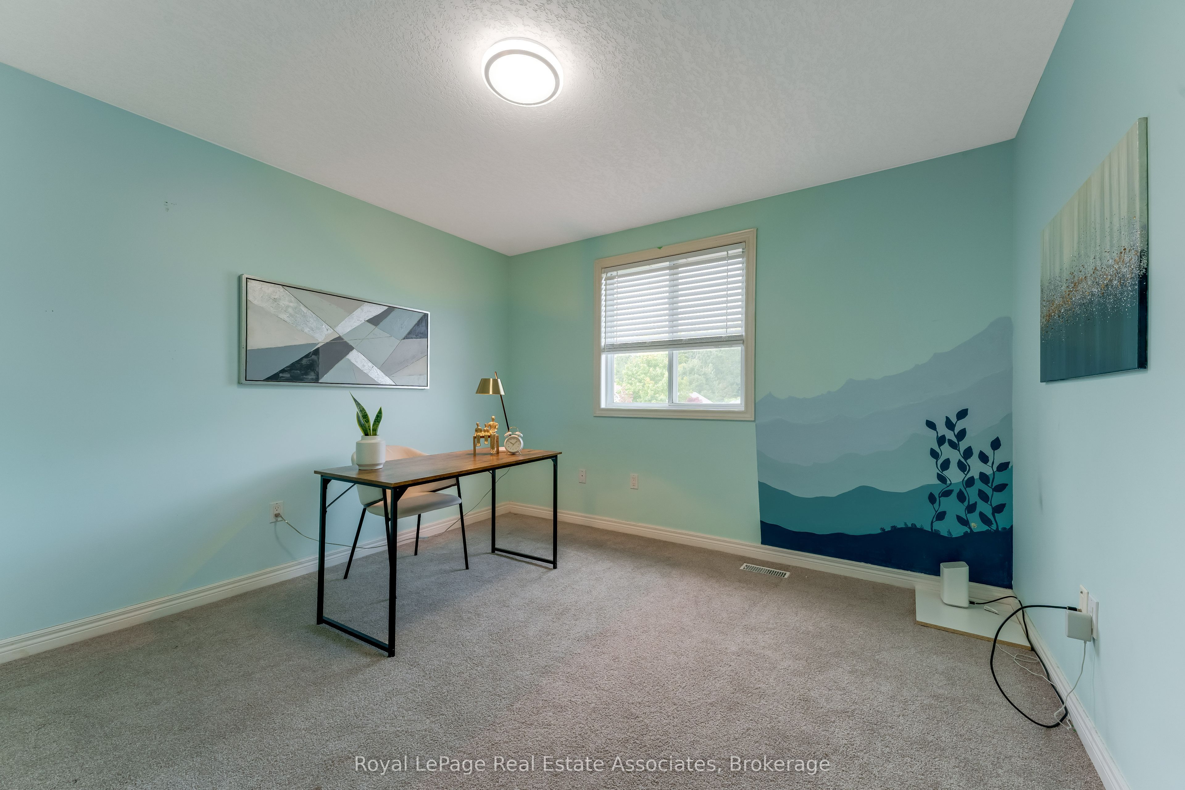 406 Sandy Cove Crescent Property Photo 24