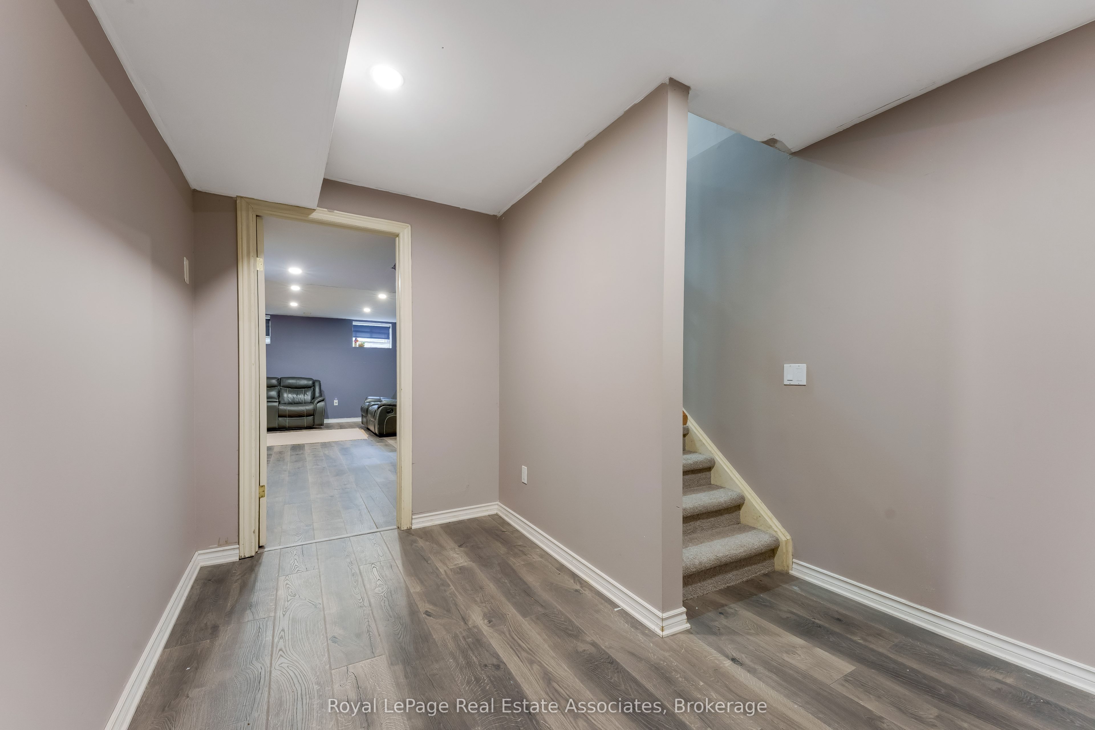 406 Sandy Cove Crescent Property Photo 31