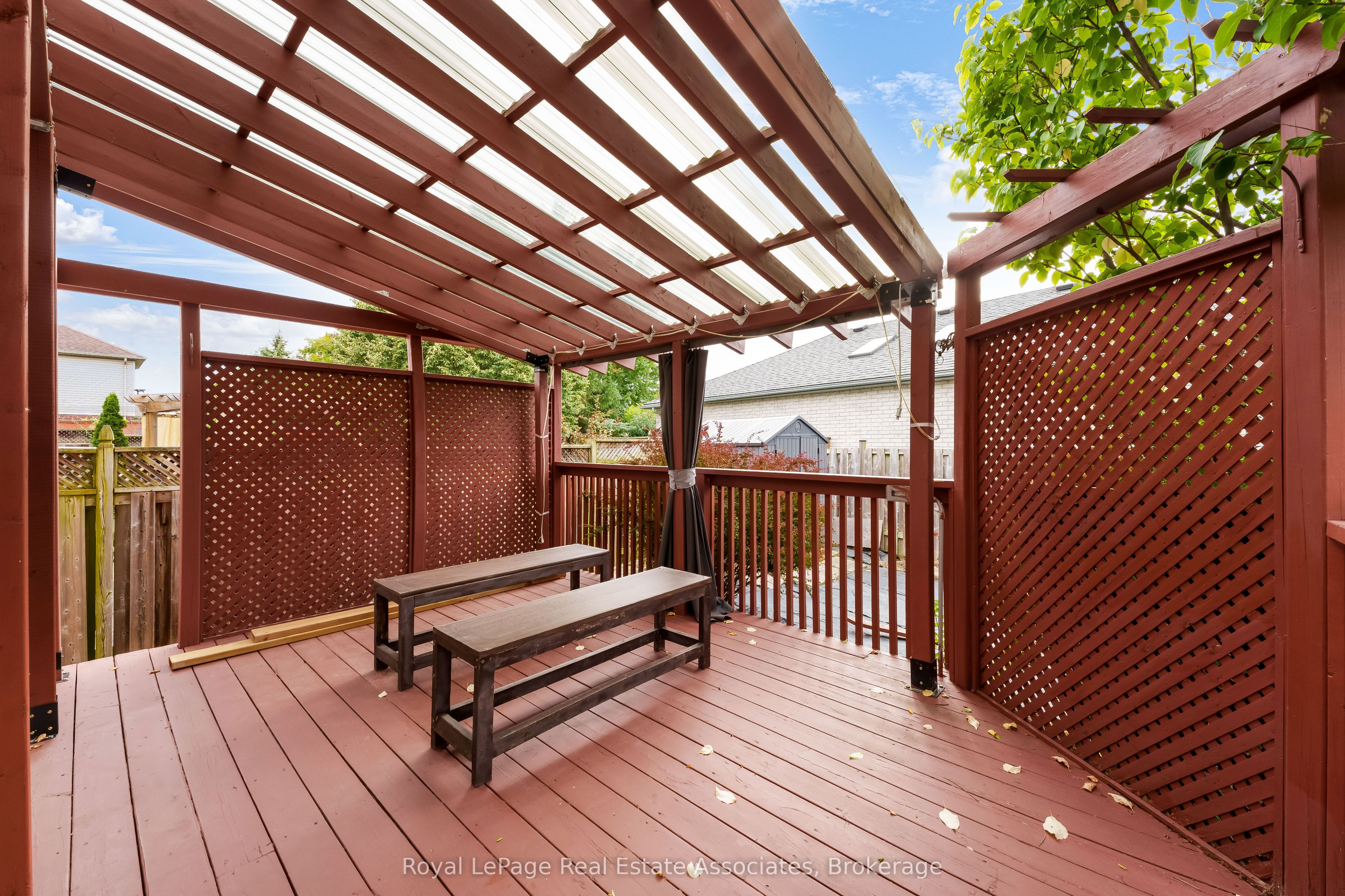 406 Sandy Cove Crescent Property Photo 35