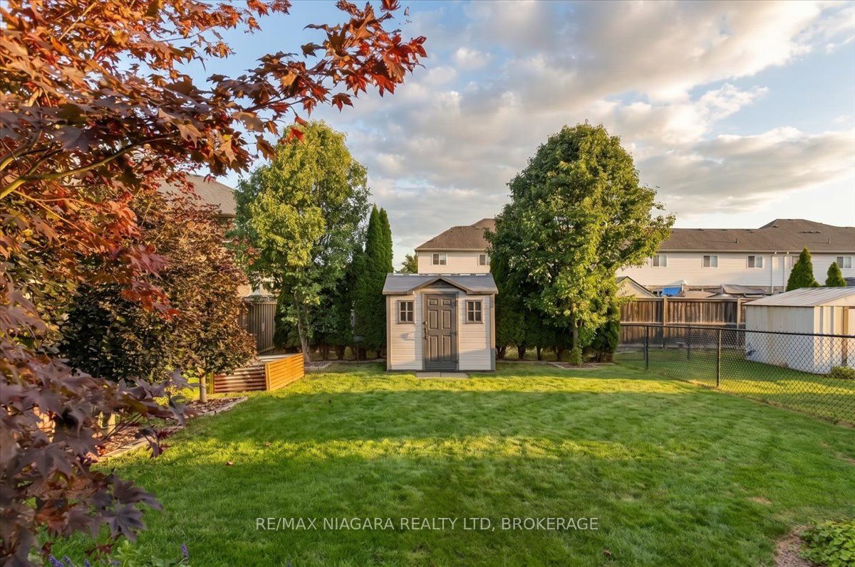 48 Falcon Drive Property Photo 8