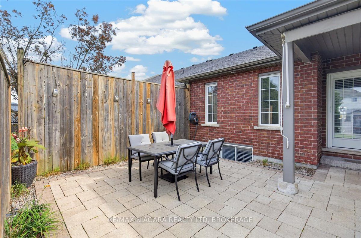 48 Falcon Drive Property Photo 12