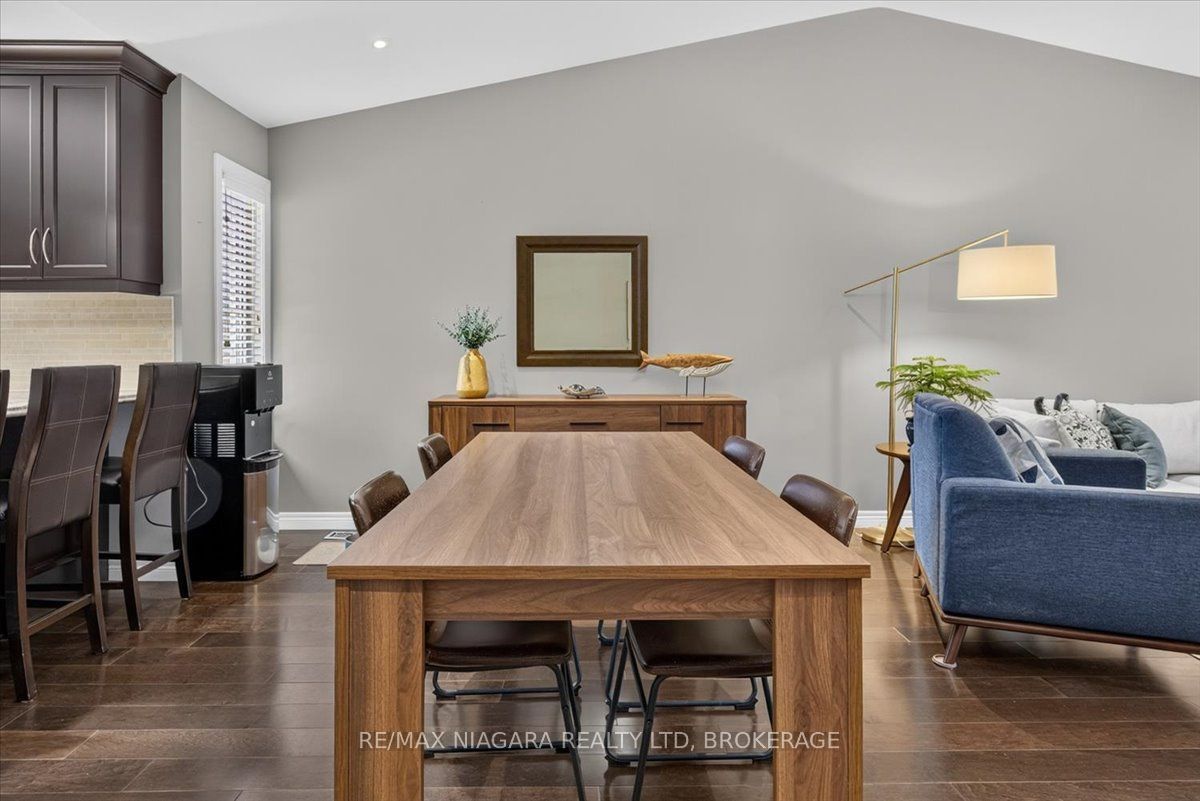 48 Falcon Drive Property Photo 24