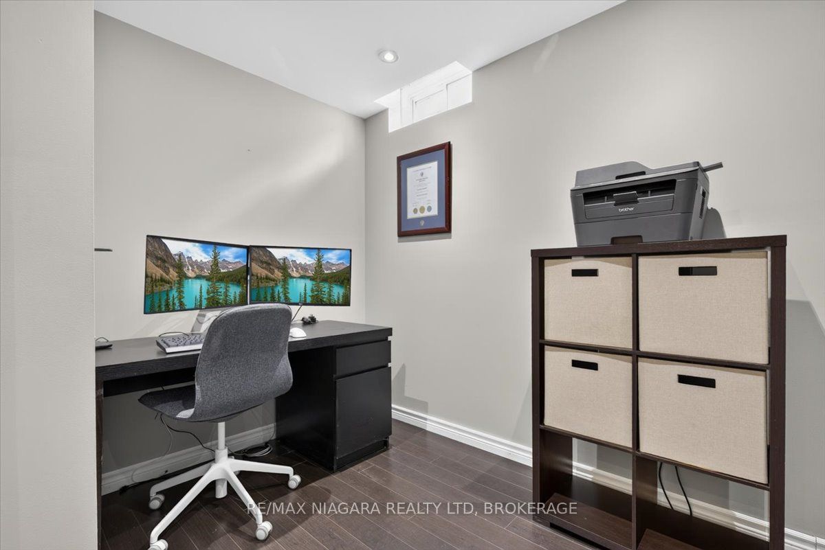 48 Falcon Drive Property Photo 44