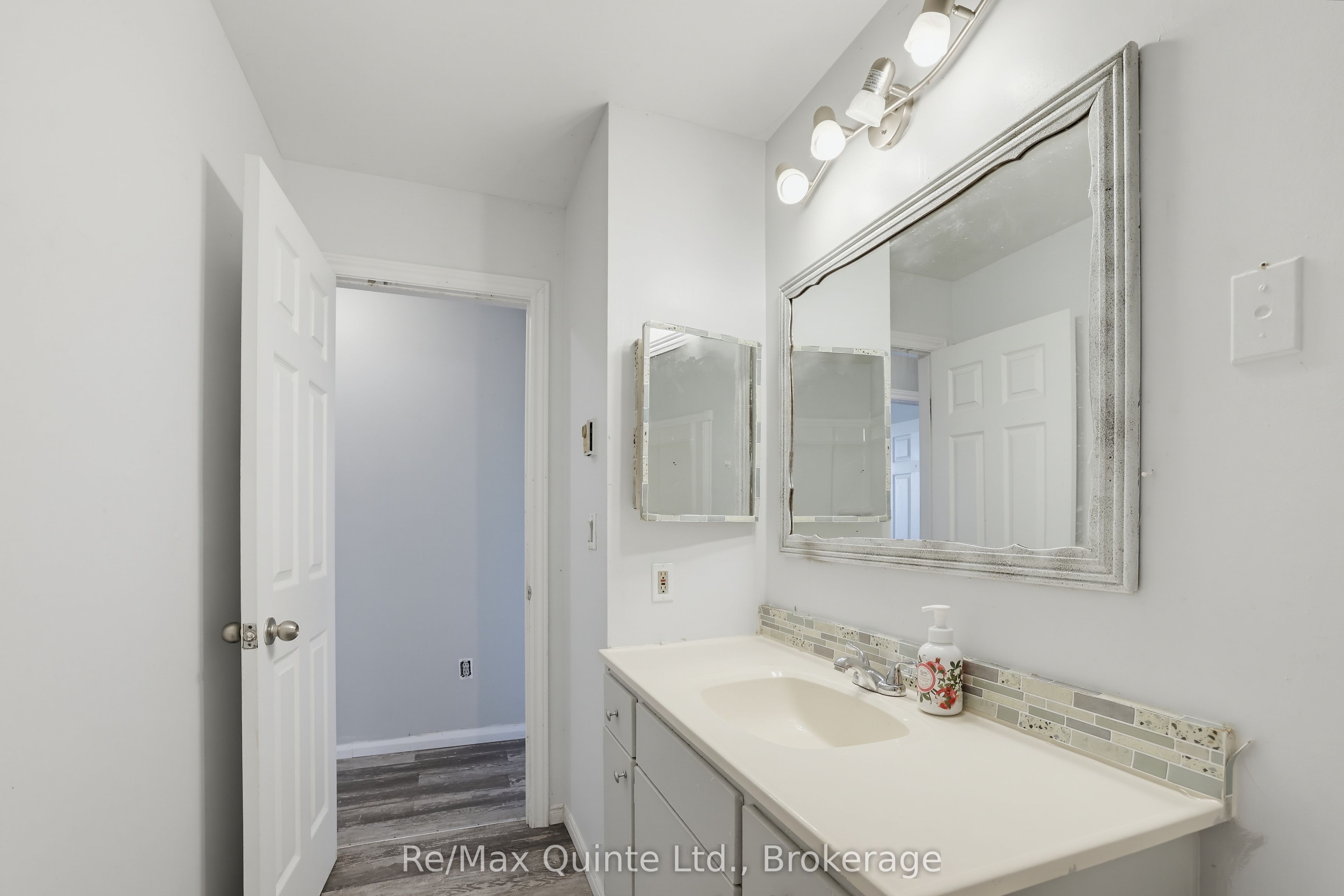 9 Mcfarland Drive Property Photo 14