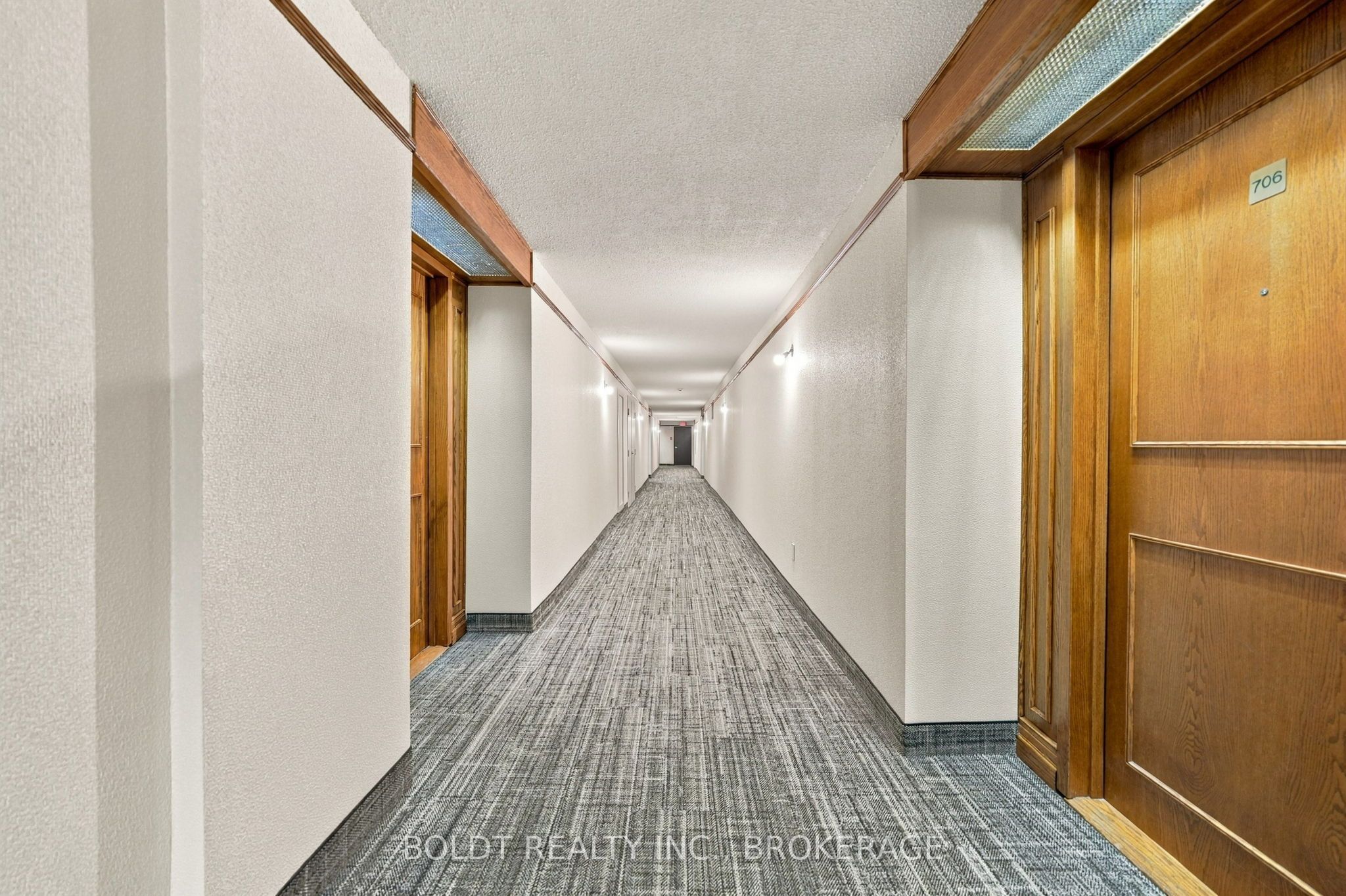 3 Towering Heights Boulevard 505 Property Photo 8