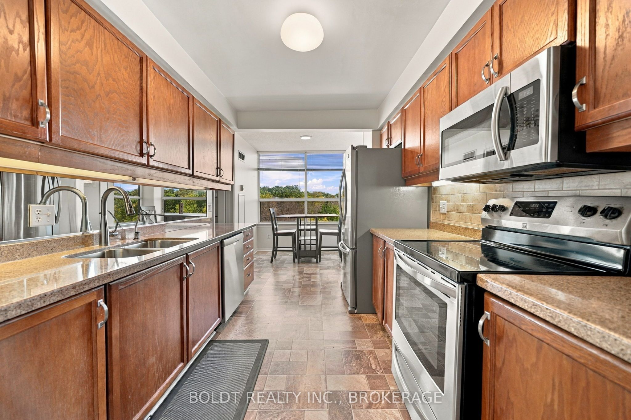 3 Towering Heights Boulevard 505 Property Photo 16