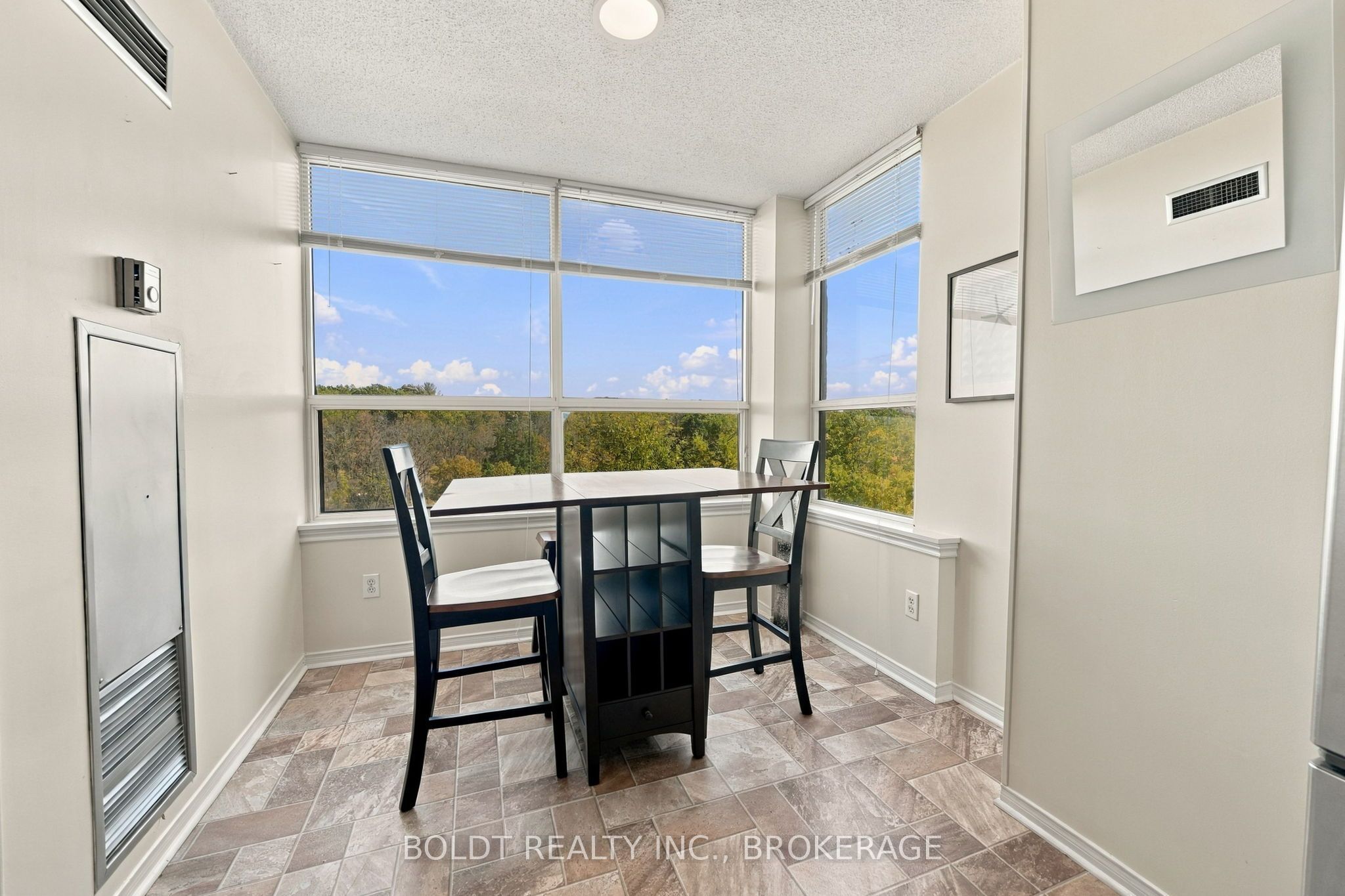 3 Towering Heights Boulevard 505 Property Photo 20